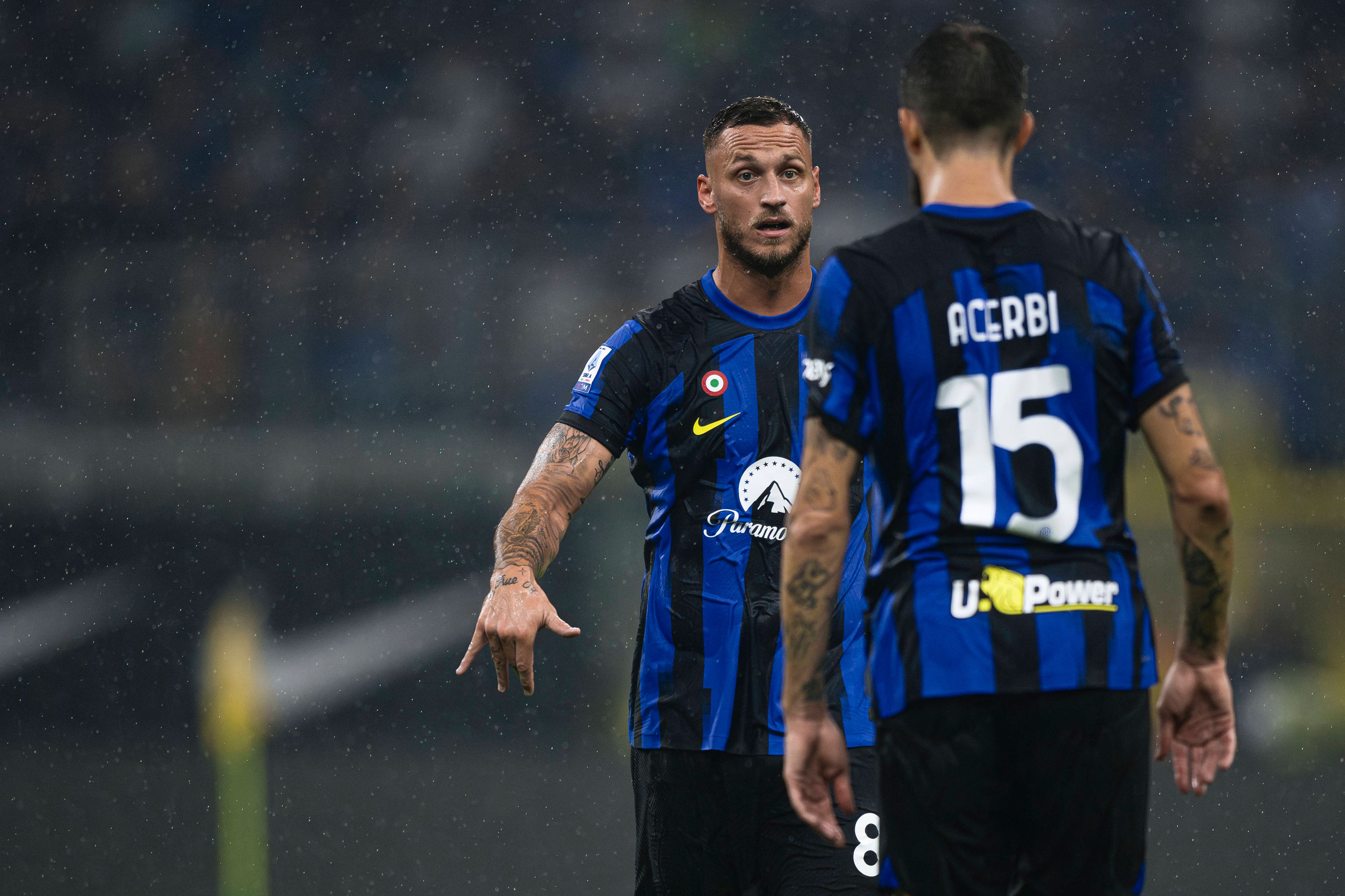 Arnautovic mit Teamkollege Acerbi