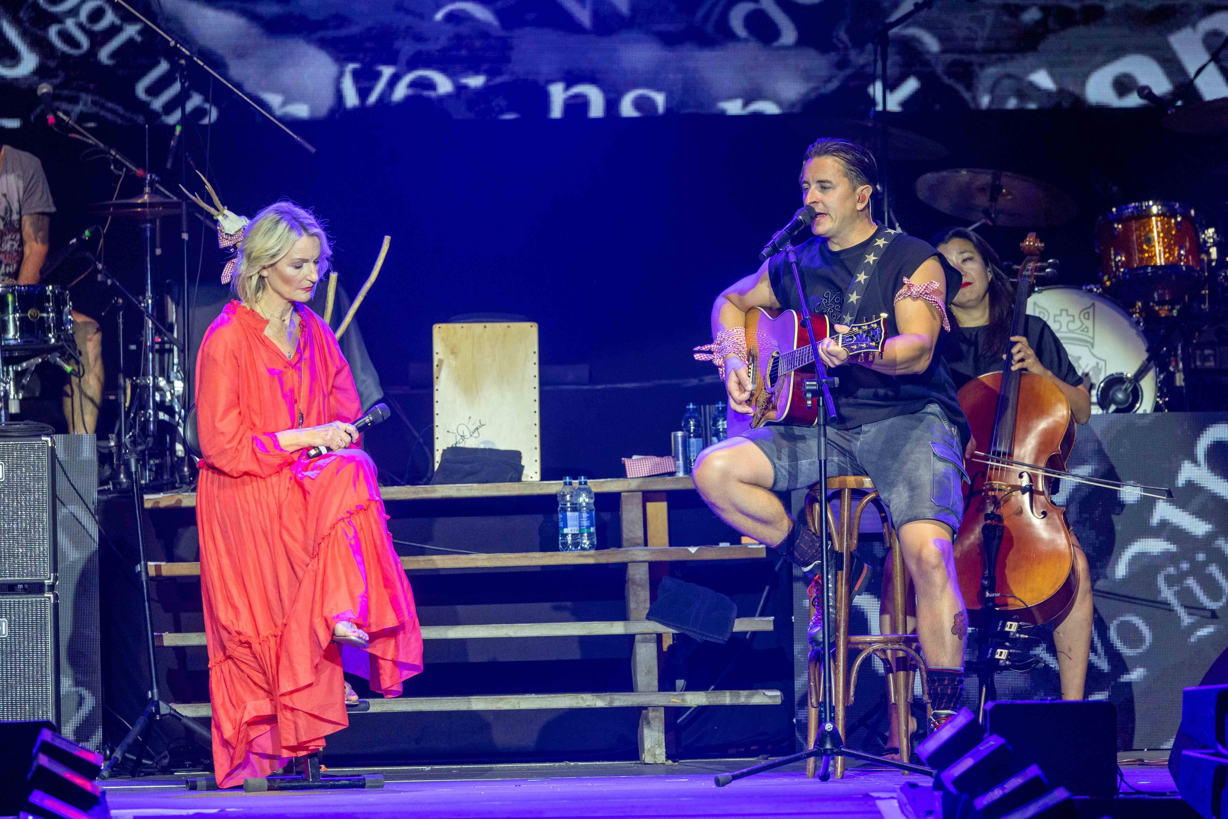 Monika Gruber und Andreas Gabalier sind gute Freunde.