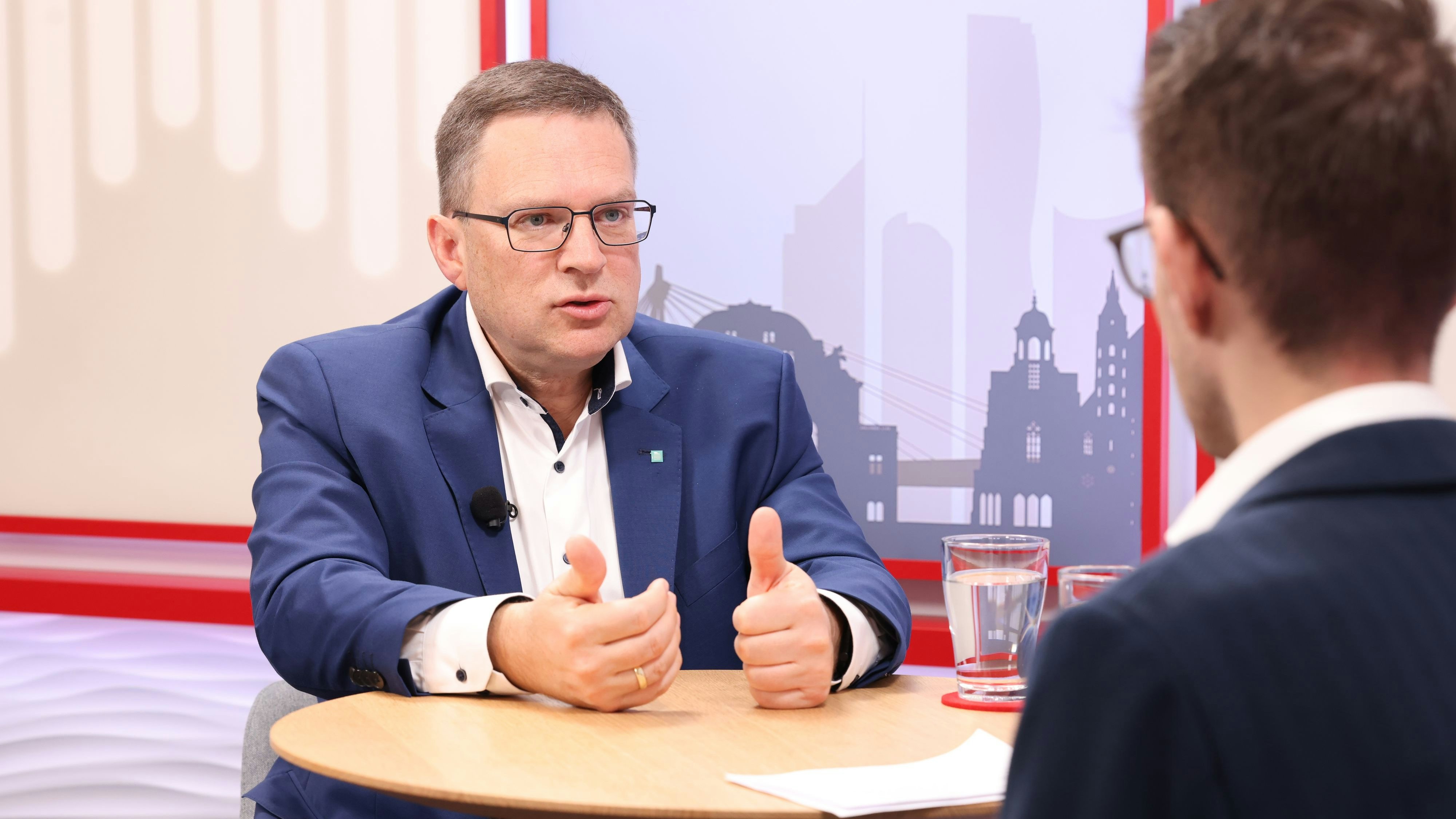 August Wöginger enthüllt Details über Entlastungsmaßnahmen der Regierung.