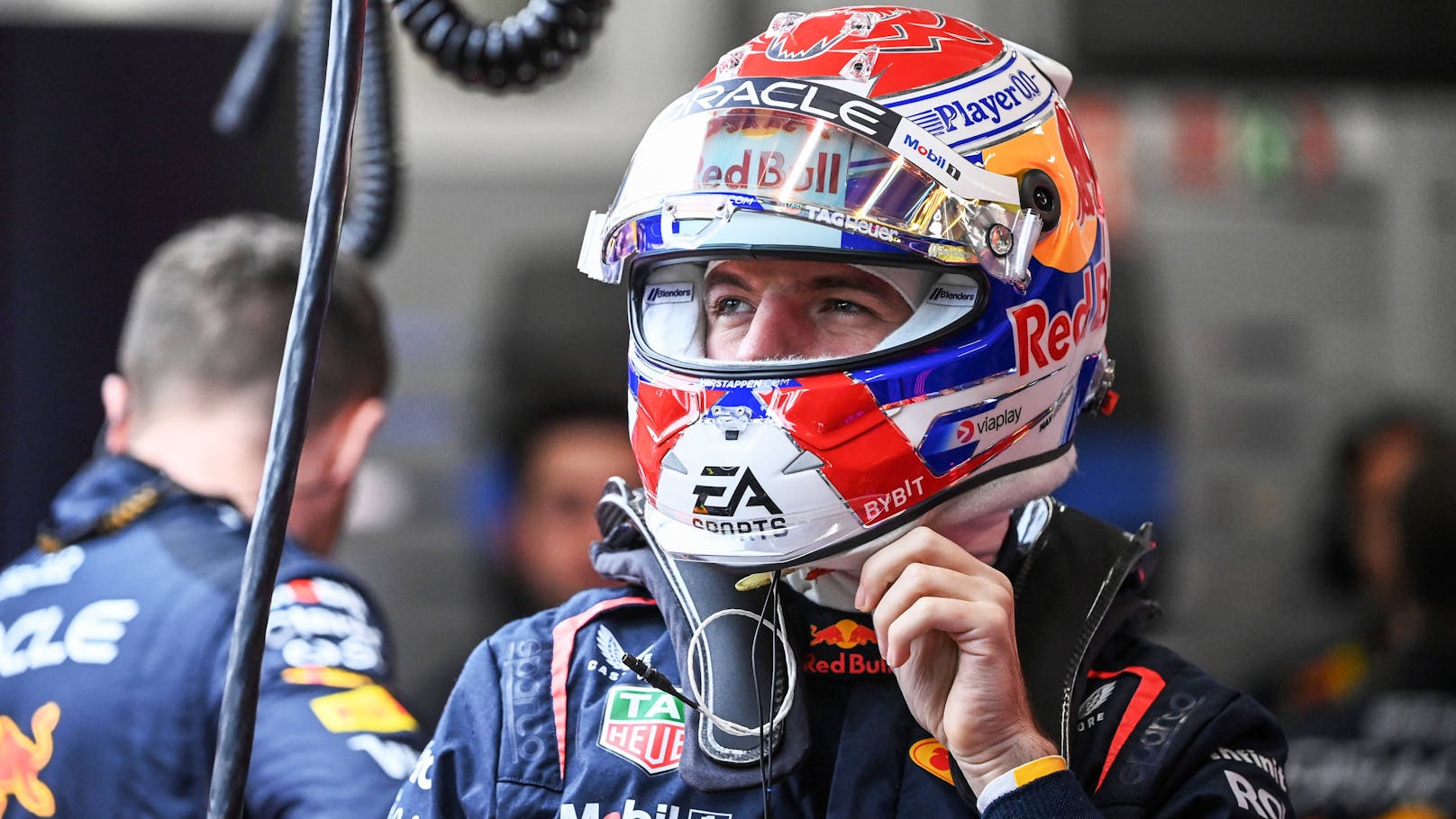 "Verstappen steht kurz vor einem Mercedes-Deal!"