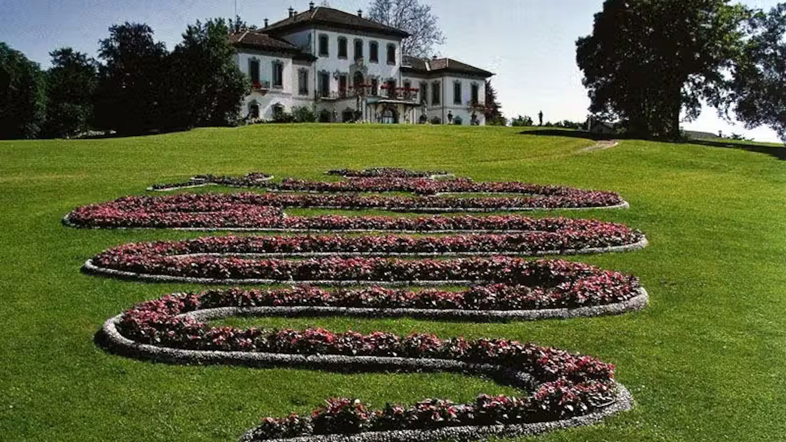 Die Villa Belvedere heisst eigentlich Villa Visconti di Modrone.
