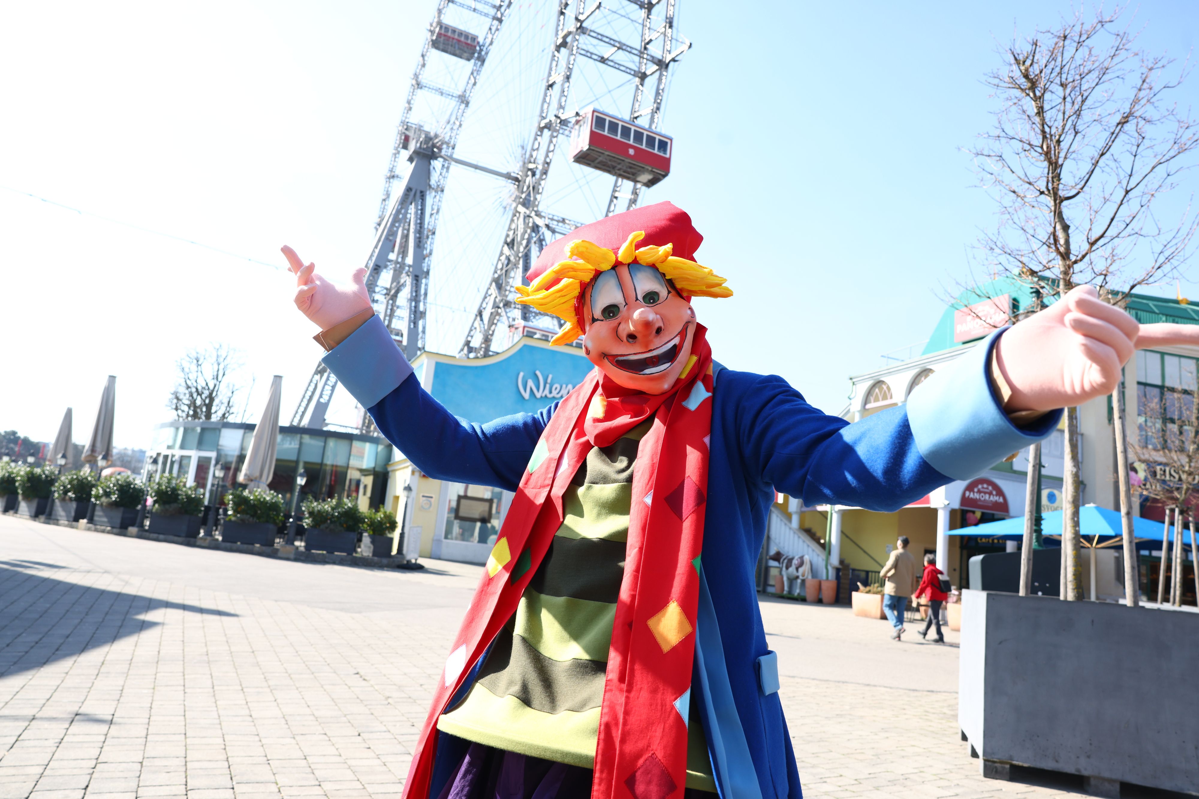 Der Wiener Prater freut sich heuer über ein neues Maskottchen – den Prater Wurstel.