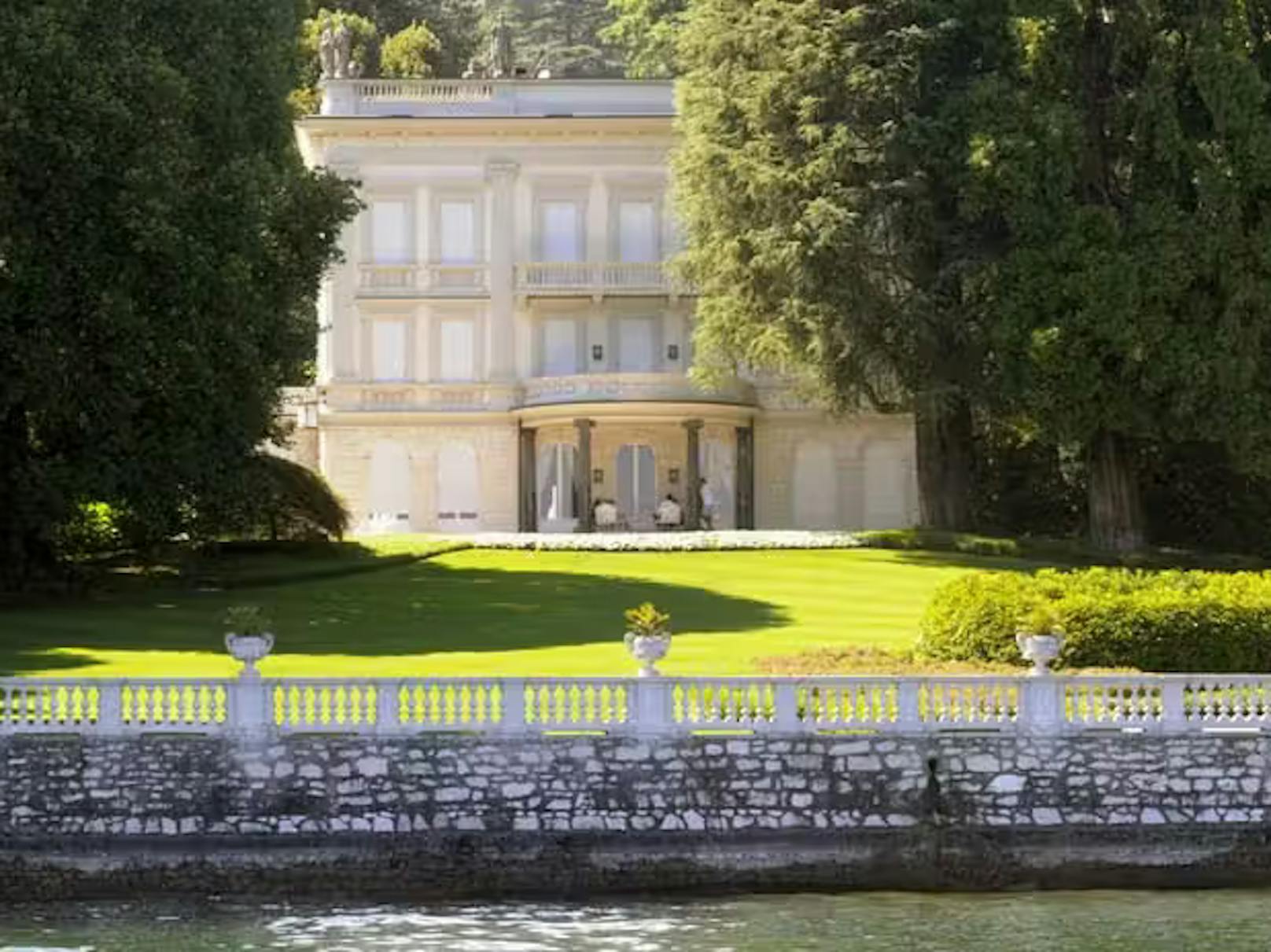 Die Villa Campari steht am Lago Maggiore.