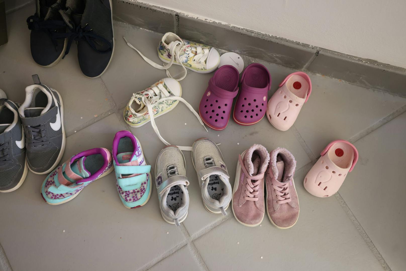 Viele Schuhe für kleine Füße&nbsp;