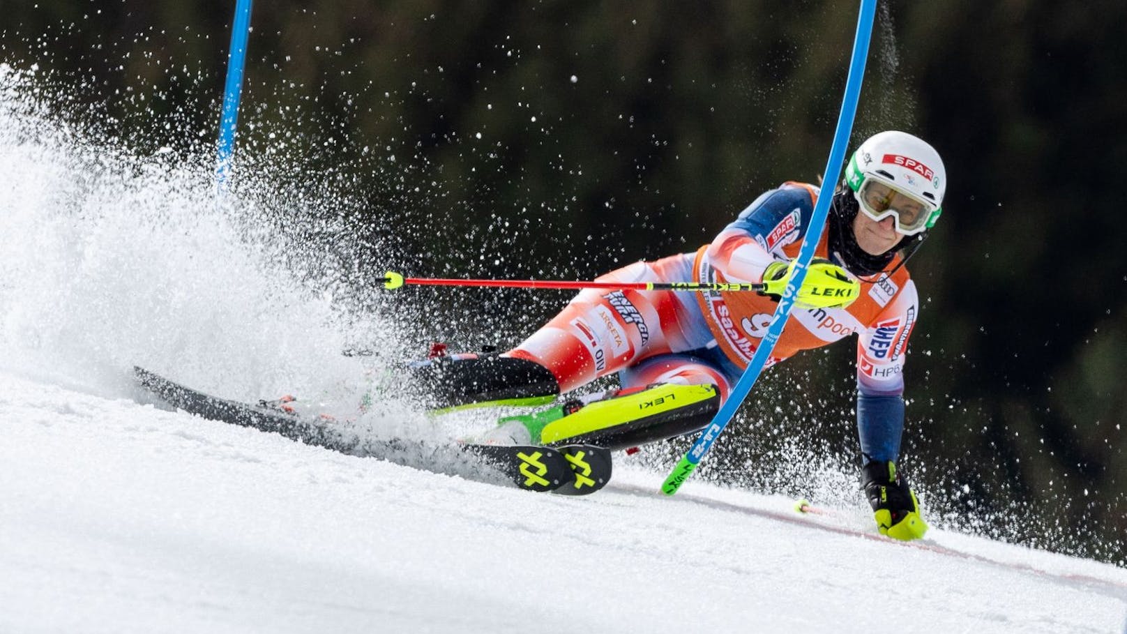 Ski-Star reißt sich im letzten Rennen das Kreuzband