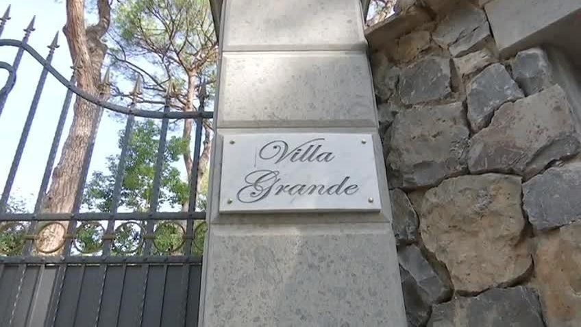 In der VIlla Grande sollen regelmäßig Schauplatz für Treffen des Rechtspopulisten gewesen sein.