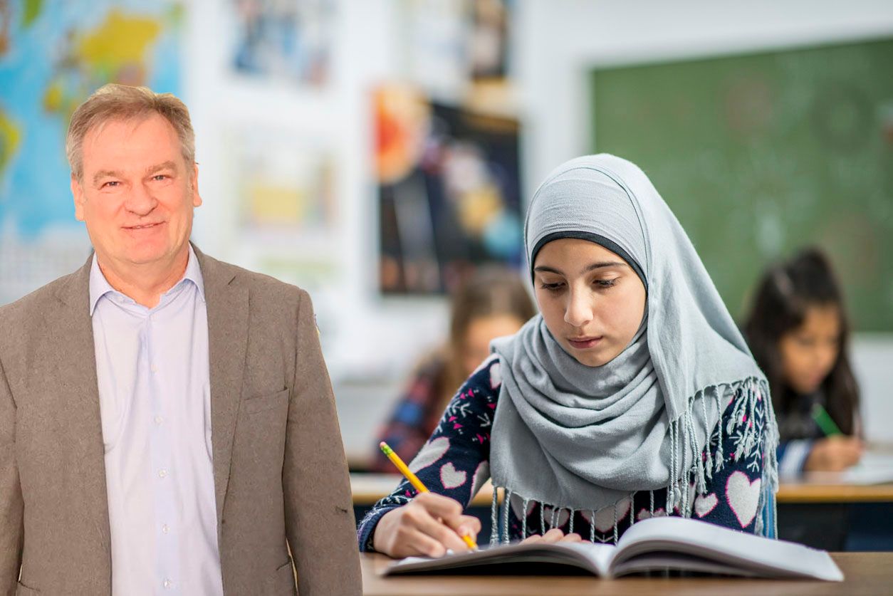 Direktor Christian Klar muss sich vielen Herausforderungen, wie dem Ramadan, stellen.
