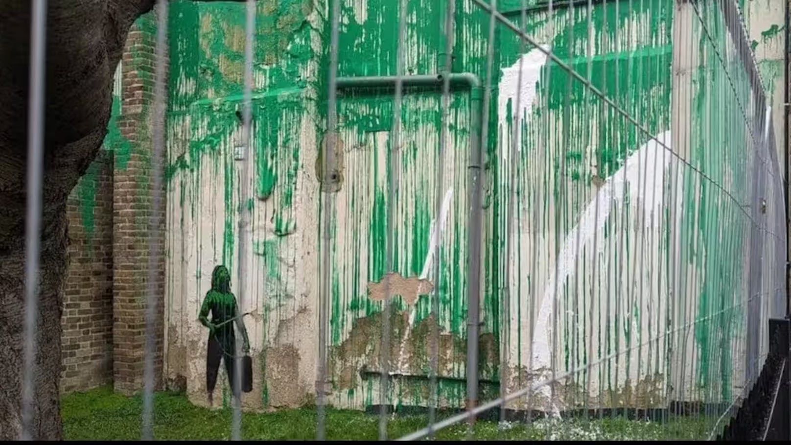 Banksy-Kunstwerk beschmiert – Waren es die Anrainer?