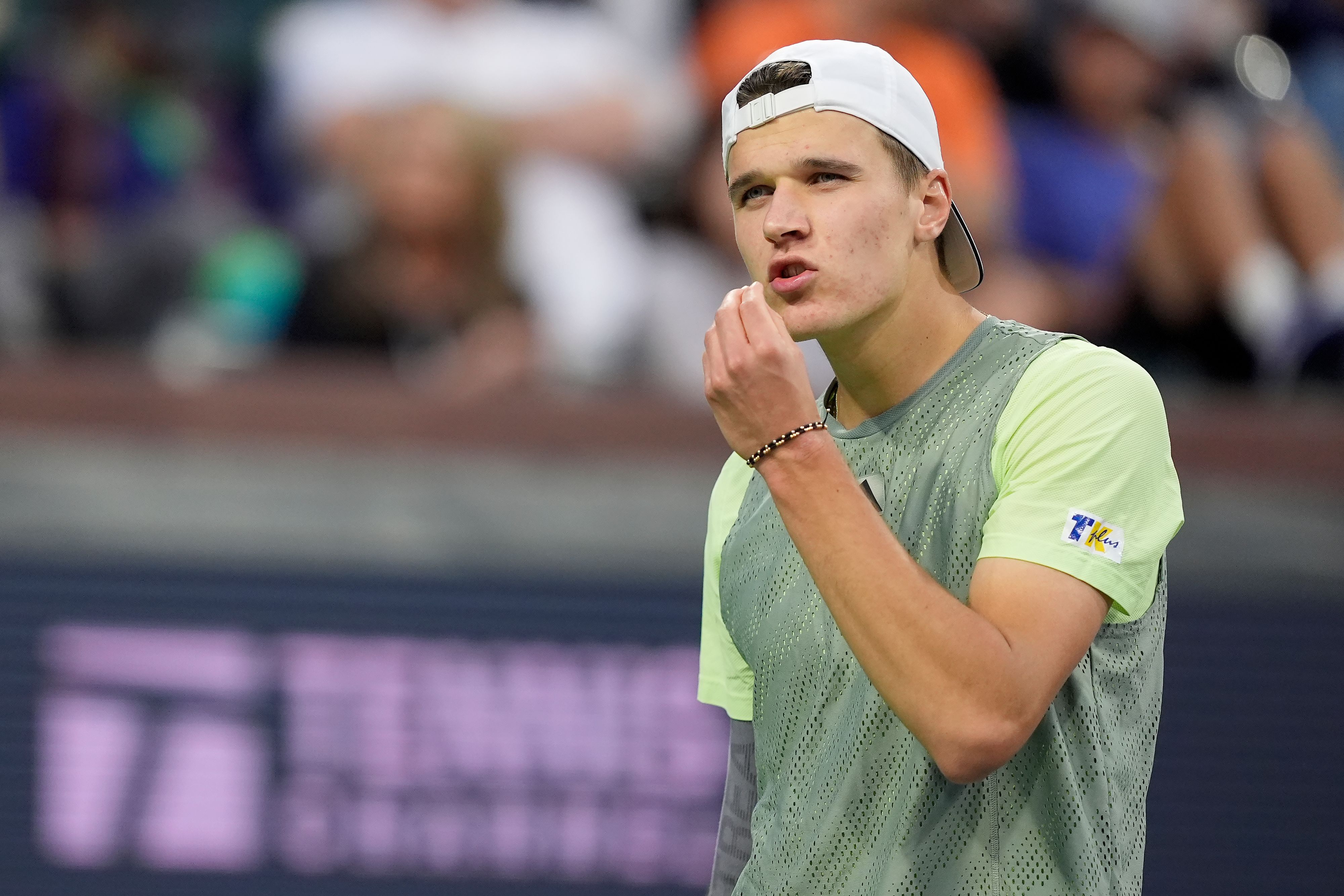 Jakub Mensik warf seinen Schläger.