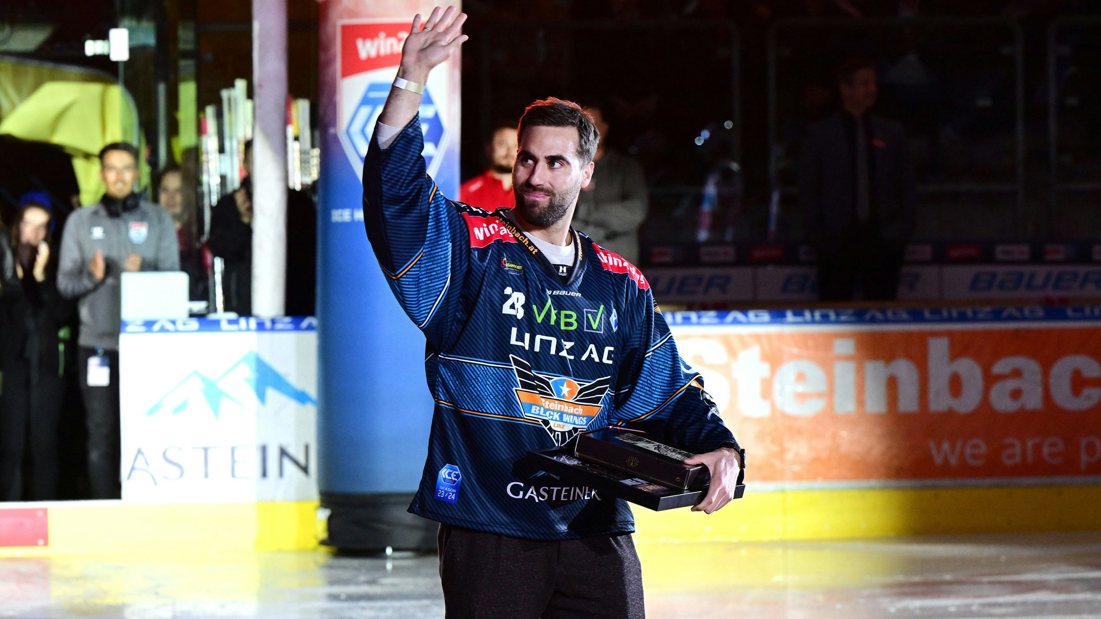 Der ehemalige Kärntner Eishockey-Nationalspieler Martin Schumnig spendete einer leukämiekranken Amerikanerin lebensrettende Stammzellen.