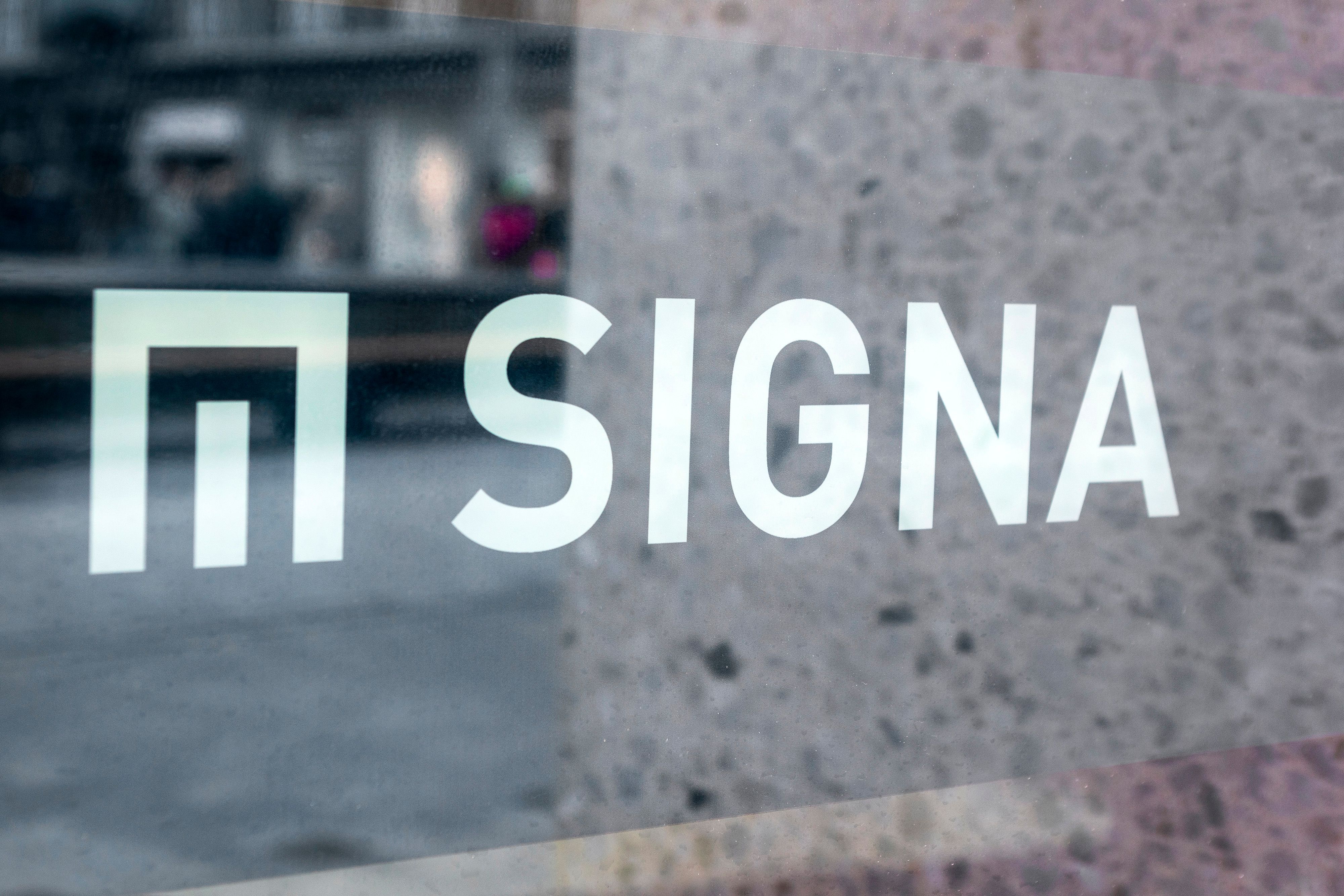 Gegen die Signa-Gruppe wird nun ermittelt. (Symbolbild)