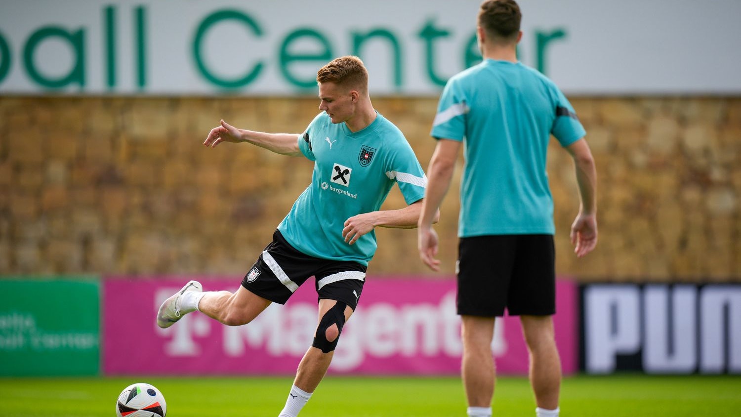 Abwehrspieler Philipp Lienhart ist verletzt. 