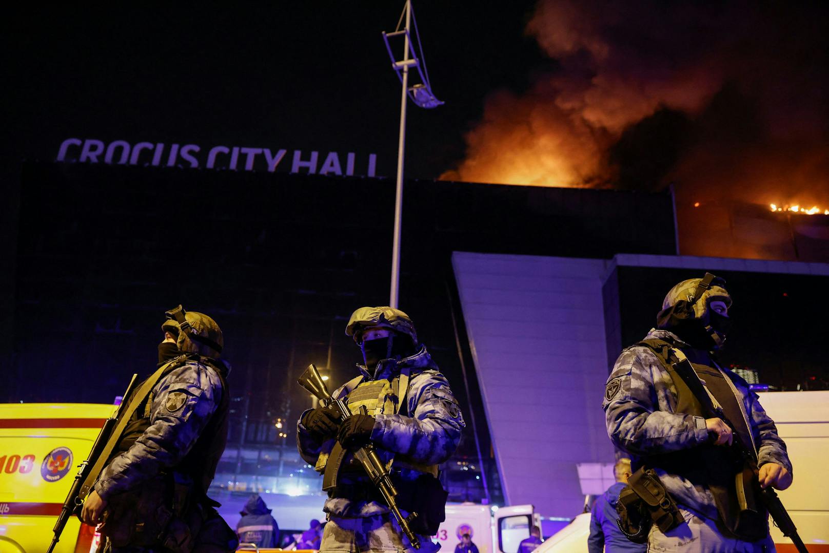 Der Kreml sprach am Abend von einem "Terroristischen Attentat". 