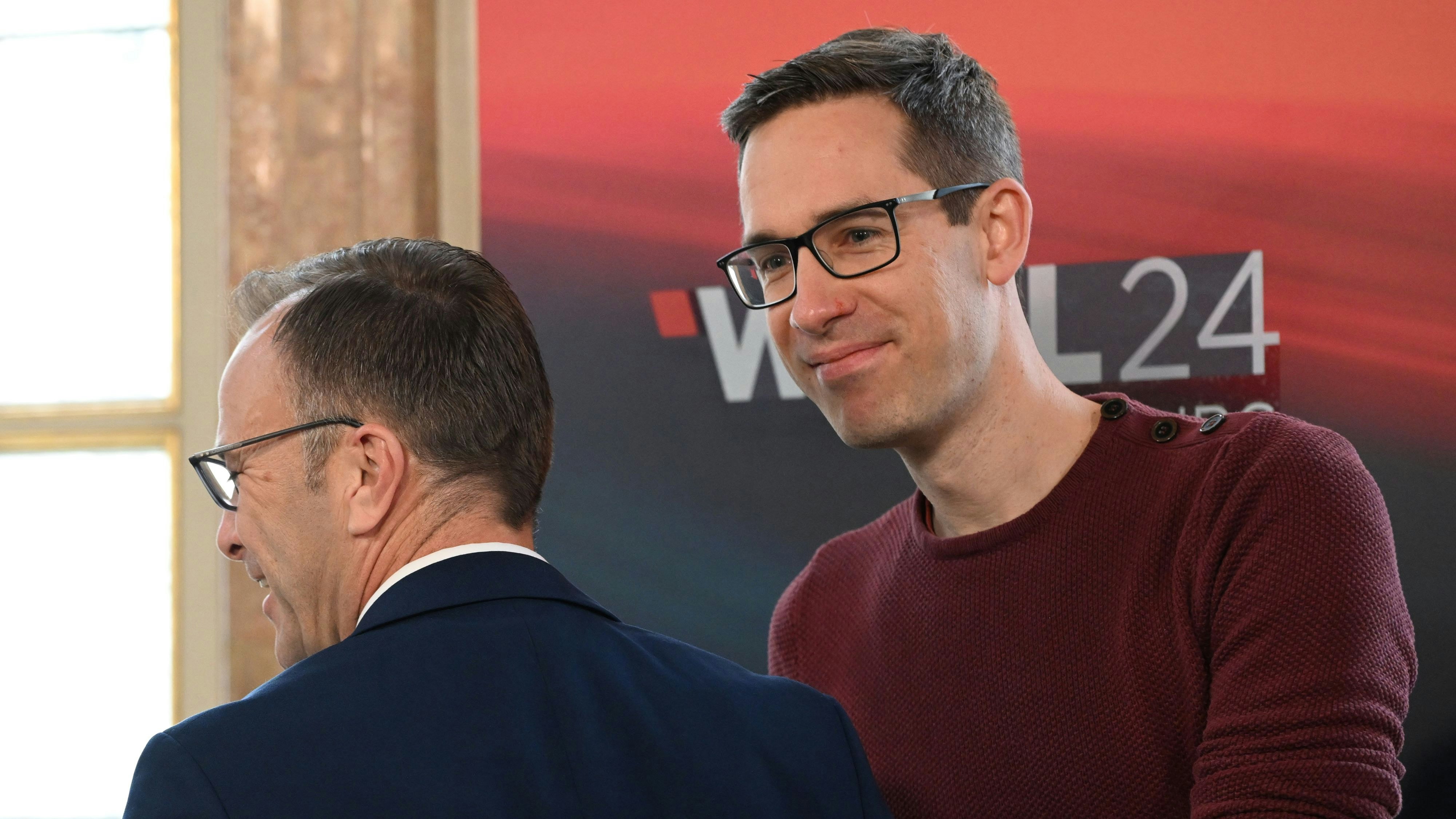 Der künftige Bürgermeister in Salzburg, Bernhard Auinger (SPÖ) und der künftige Vizebürgermeister Kay-Michael Dankl (KPÖ Plus).