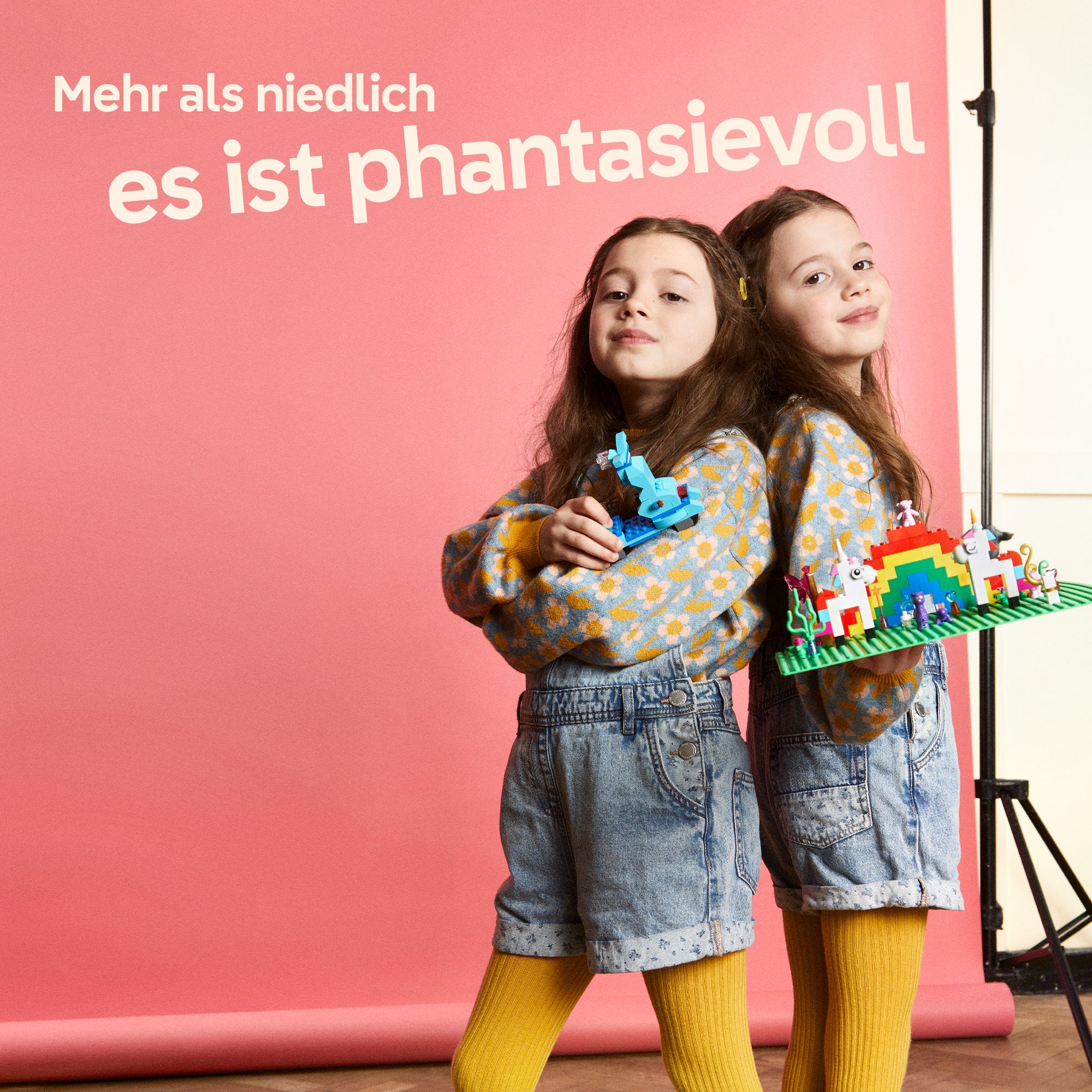 Kreatives Spielen und eine zugelassene Fehlerkultur fördert das Selbstbewusstsein von Mädchen.