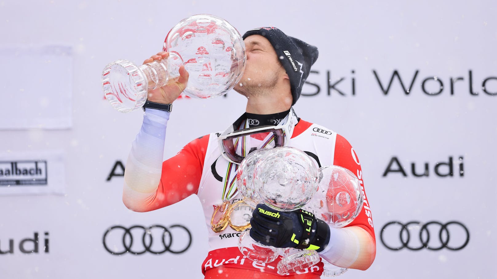 Marco Odermatt dominierte auch diesen Weltcup-Winter. Der Schweizer sicherte sich den Gesamtweltcup und die Disziplinen-Wertungen im Riesentorlauf, im Super G und der Abfahrt.