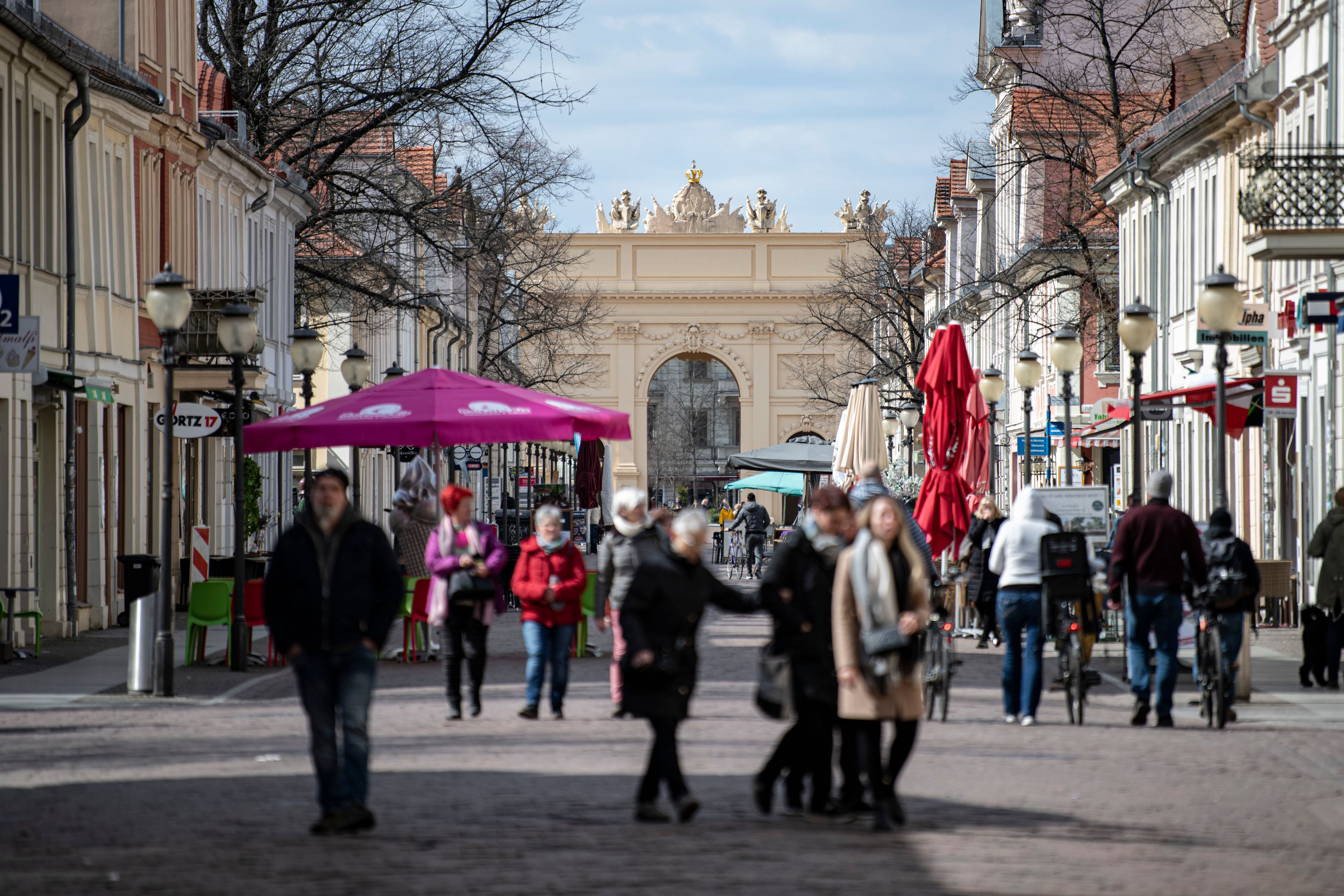 Heute.at - Corona-Papiere enthüllt! Doch was ist mit Schwärzungen?