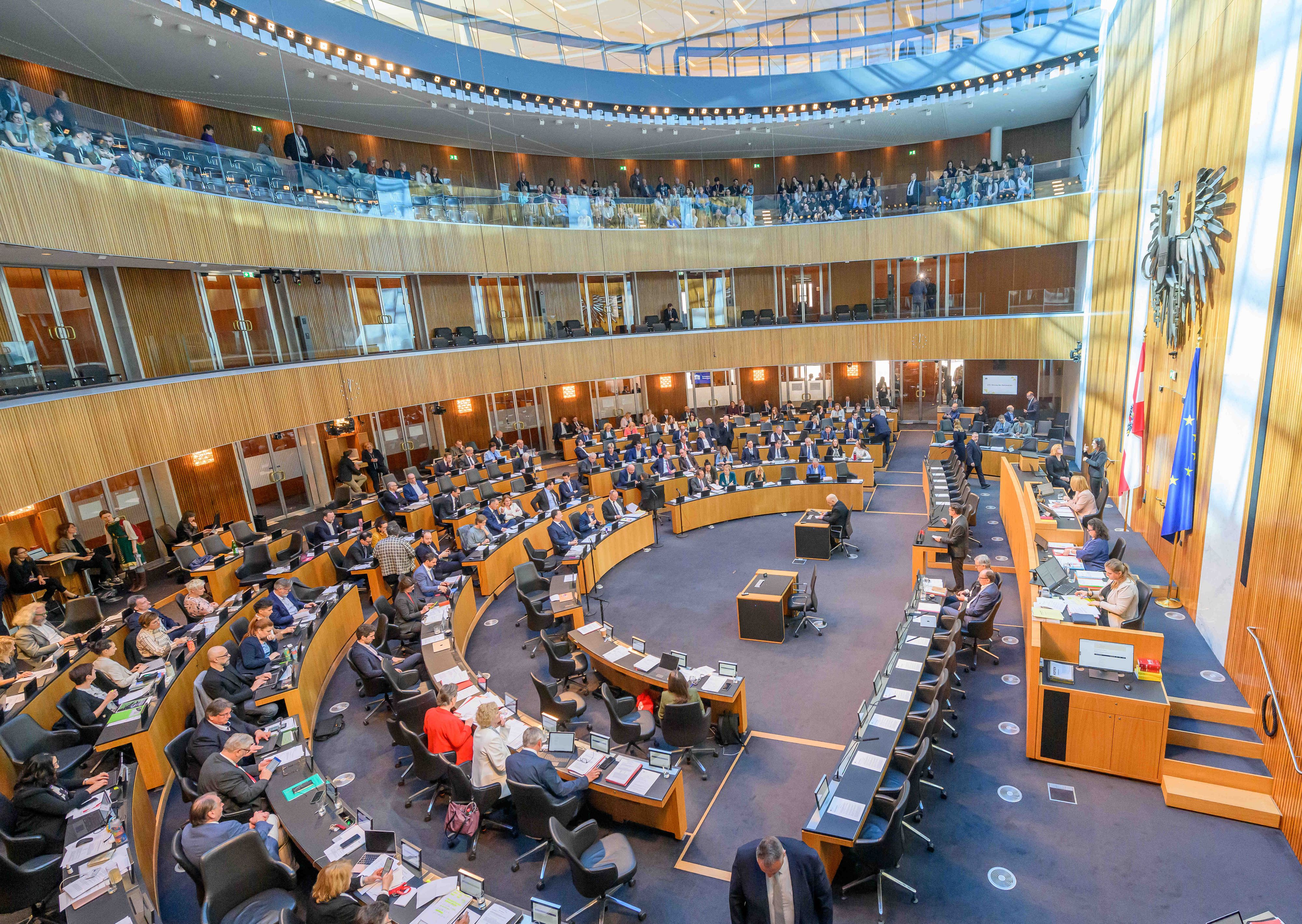 Österreichische Politiker werden gezielt von russischen Agenten ausspioniert, Empfängliche unter ihnen mit Propaganda gefüttert.