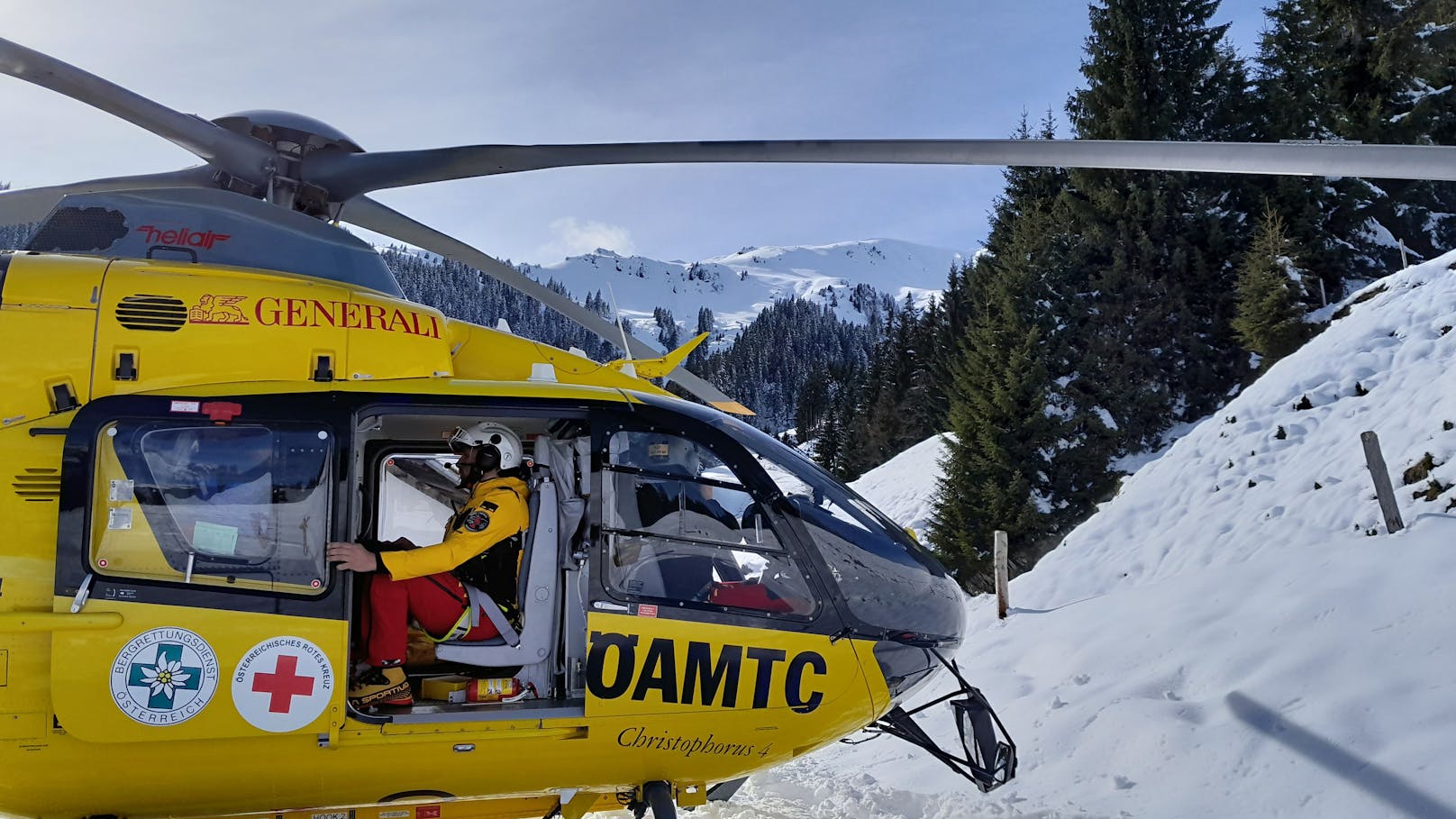 Unerfahrene Alpinisten per Heli aus Bergnot gerettet