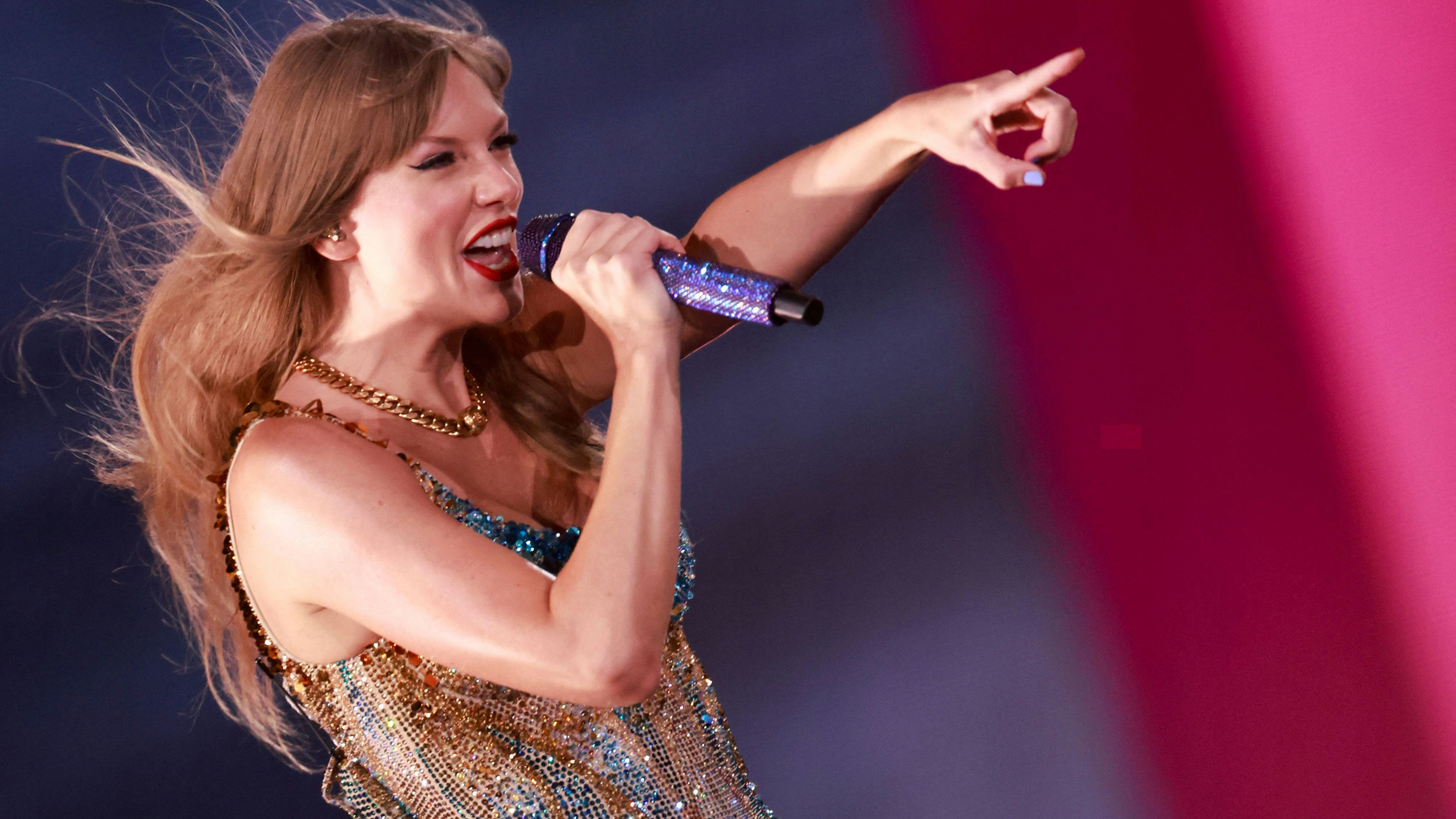 Noch mehr Stoff für "Swifties": Der mehr als dreistündige Konzertfilm "Taylor Swift The Eras Tour (Taylor's Version)" im Stream auf "Disney+".