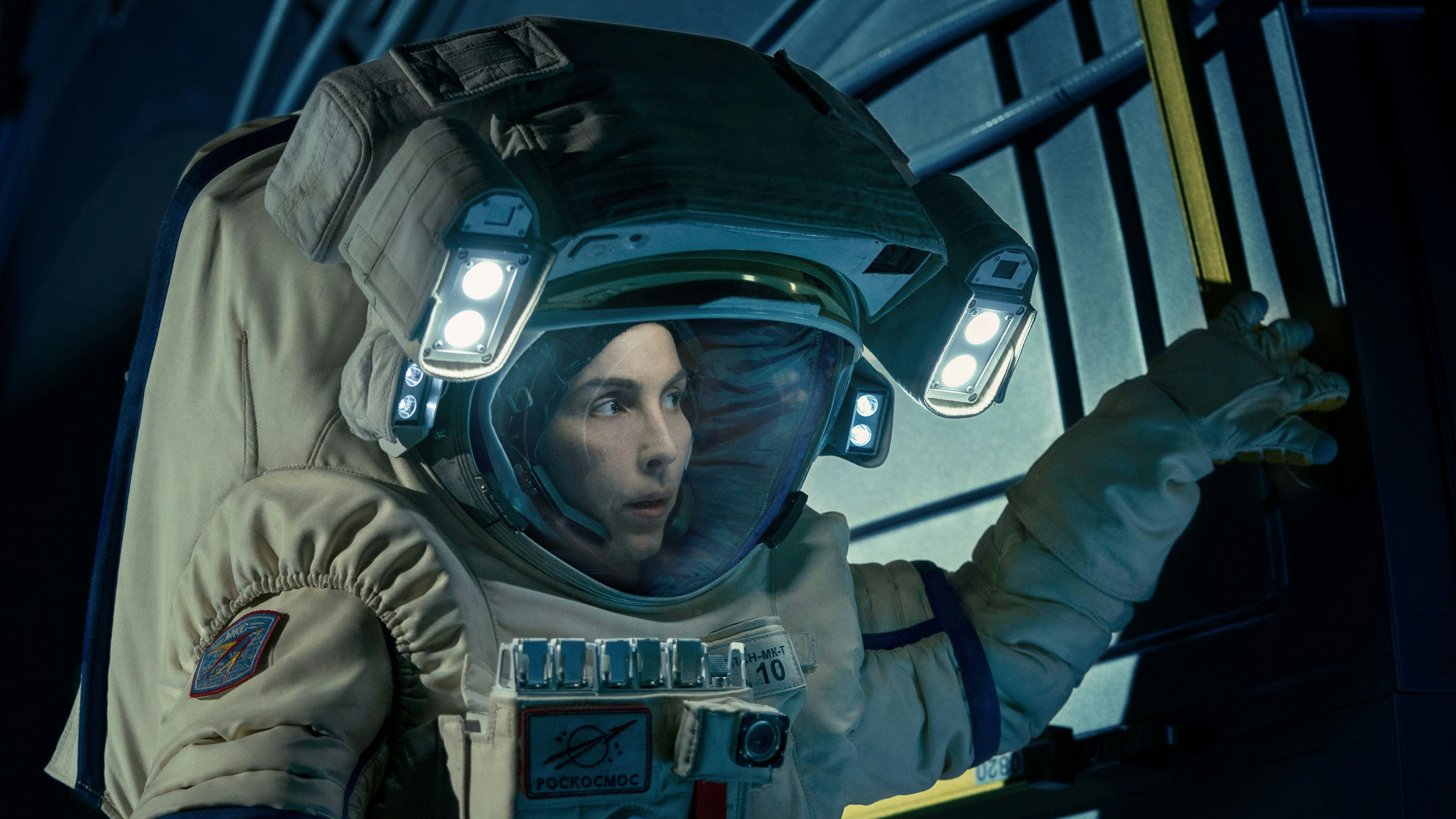 Nach der Weltraummission ist nichts mehrt so wie vor der Weltraummission: Noomi Rapace als Astronautin mit Problemen in "Constellation".