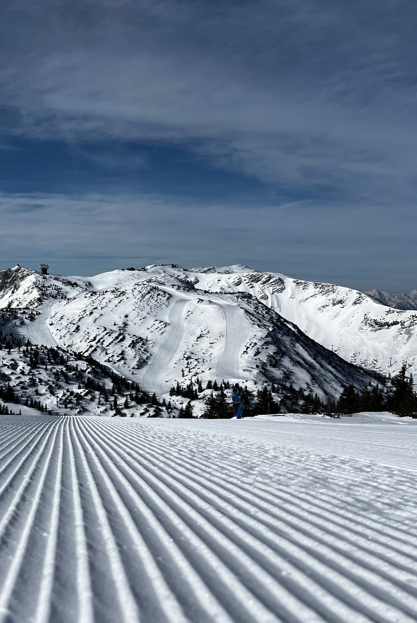Die Pistenverhältnisse sind am Hochkar noch gut.