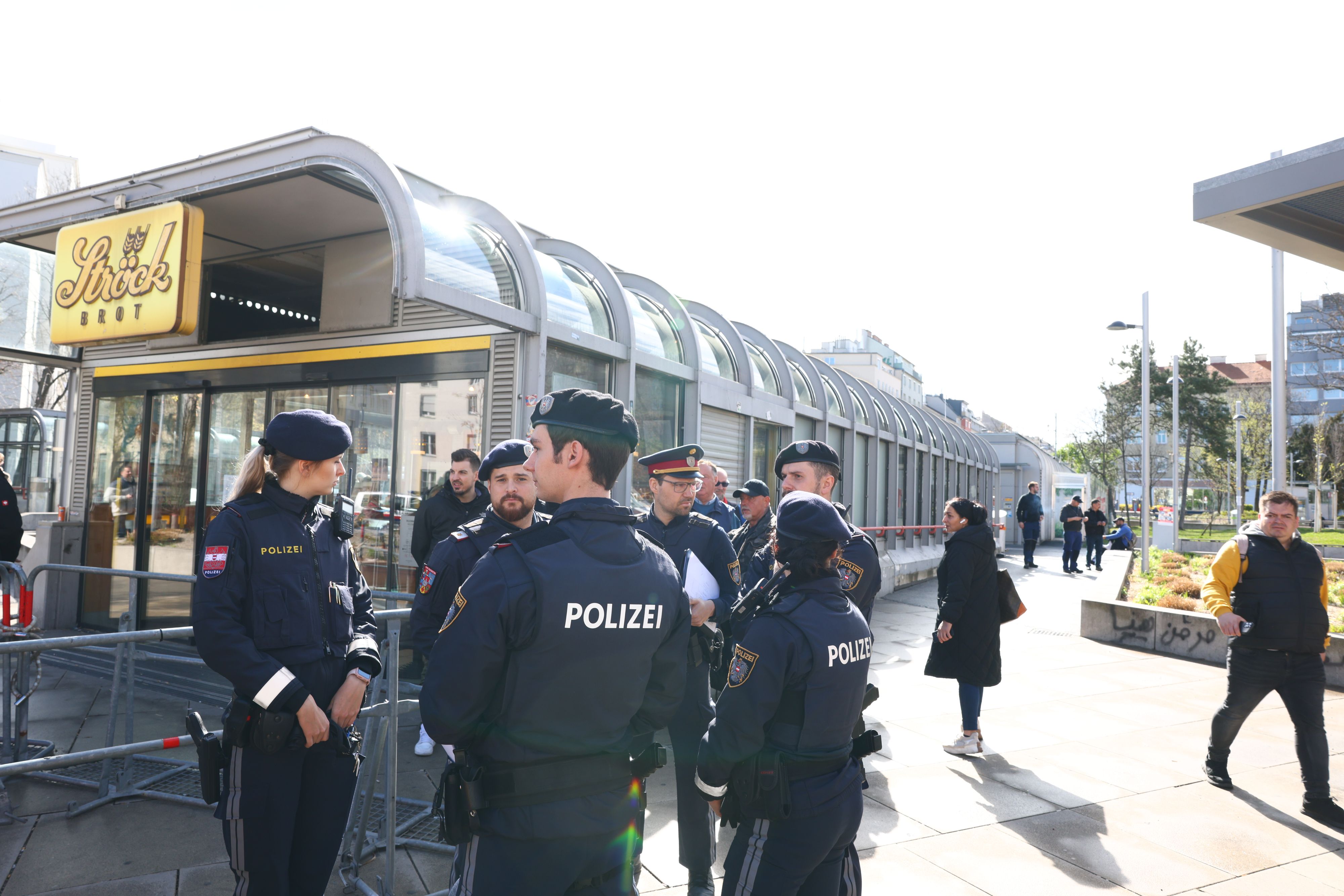 Die Polizei führt in der Waffenverbotszone laufend Schwerpunktkontrollen durch.