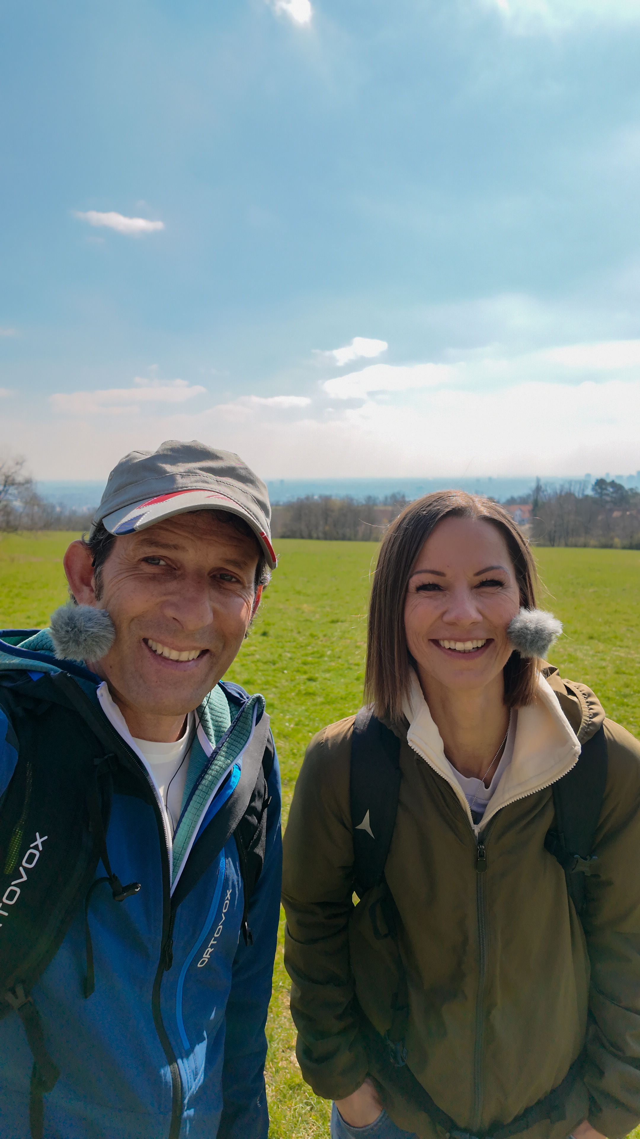 Christina Stürmer wandert am Ostersonntag mit Tom Walek