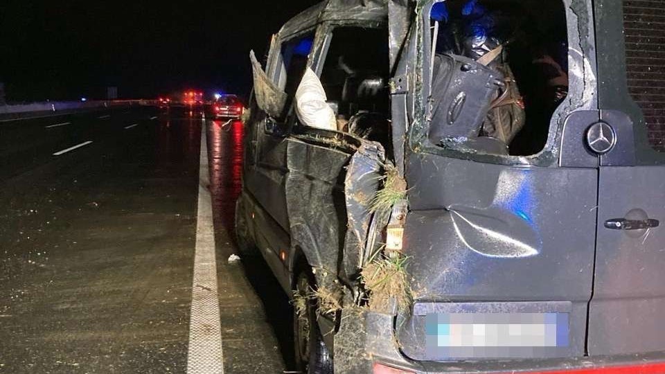 Heute.at - Drei Verletzte nach Crash auf A1 bei Pöchlarn