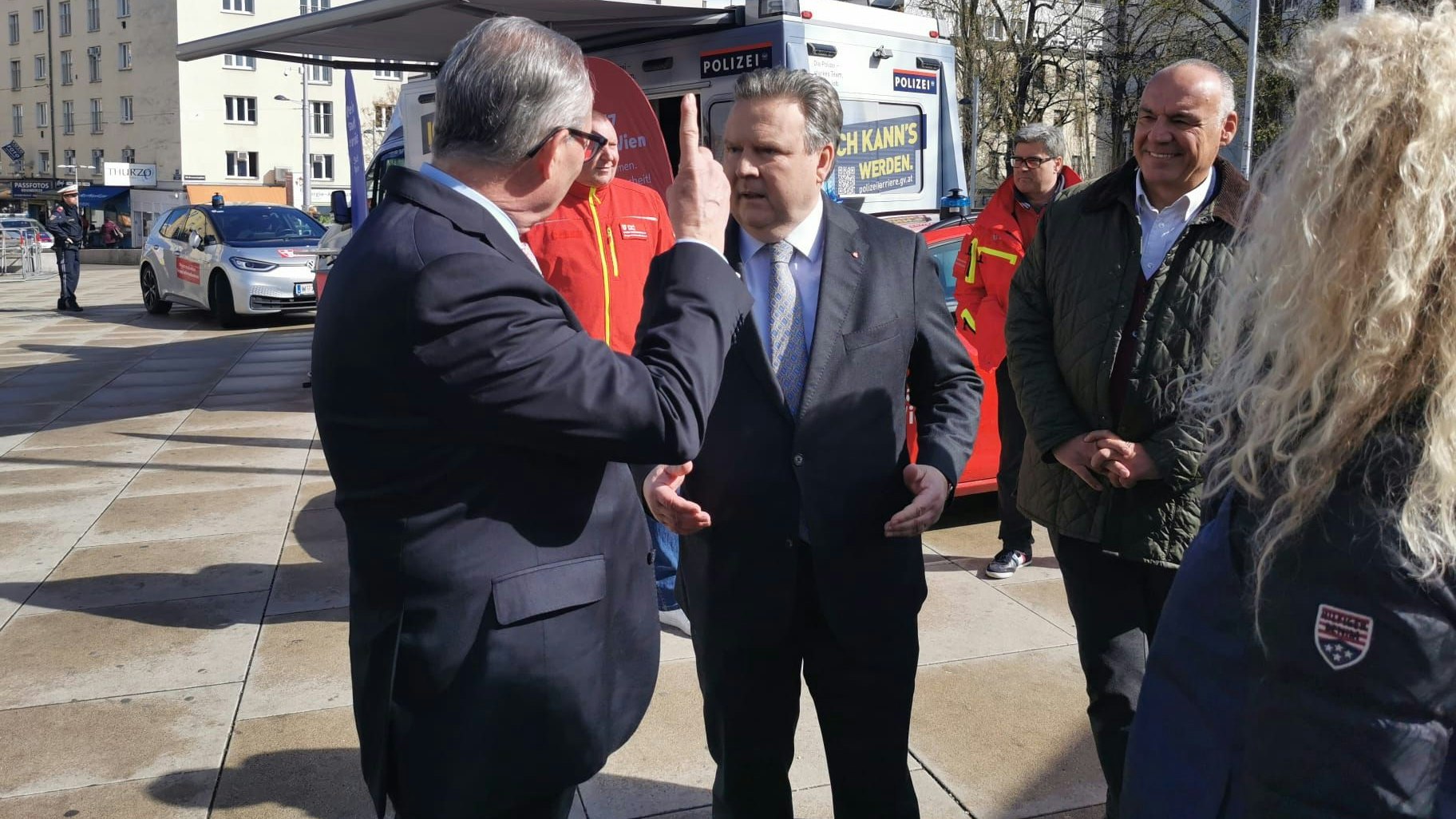 Heute.at - Mobilbüros in Wien-Favoriten im Kampf gegen Gewalt