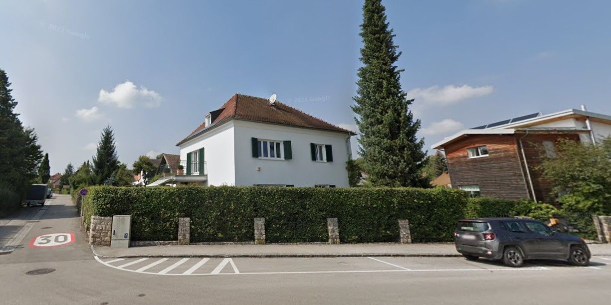 Ab April steht das mobile Geheim-Radar an zwei neuen Standorten in Ried: In der Gartenstraße (im Bild) und in der Dr.-Thomas-Senn-Straße.