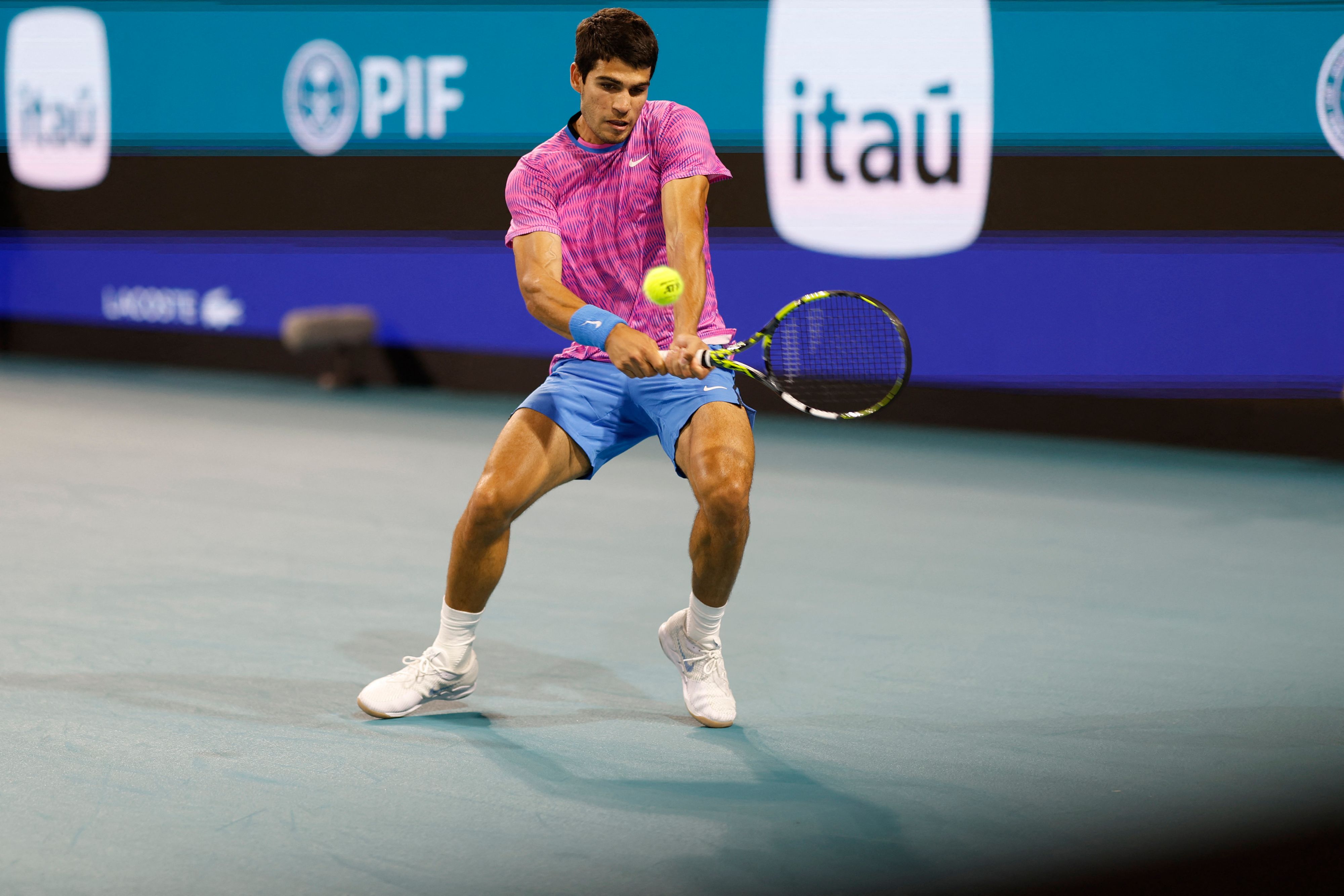 Tennis-Star Carlos Alcaraz kassierte eine empfindliche Niederlage.