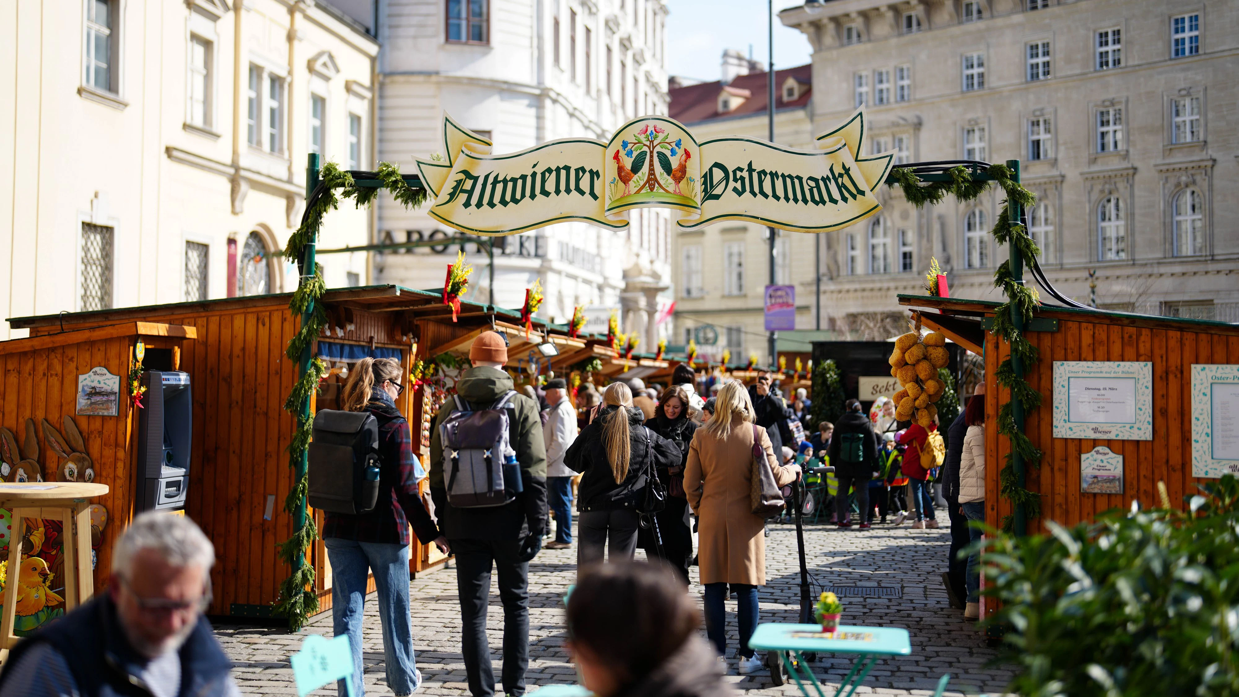 Die Polizei nahm vier Tatverdächtige am Ostermarkt fest.