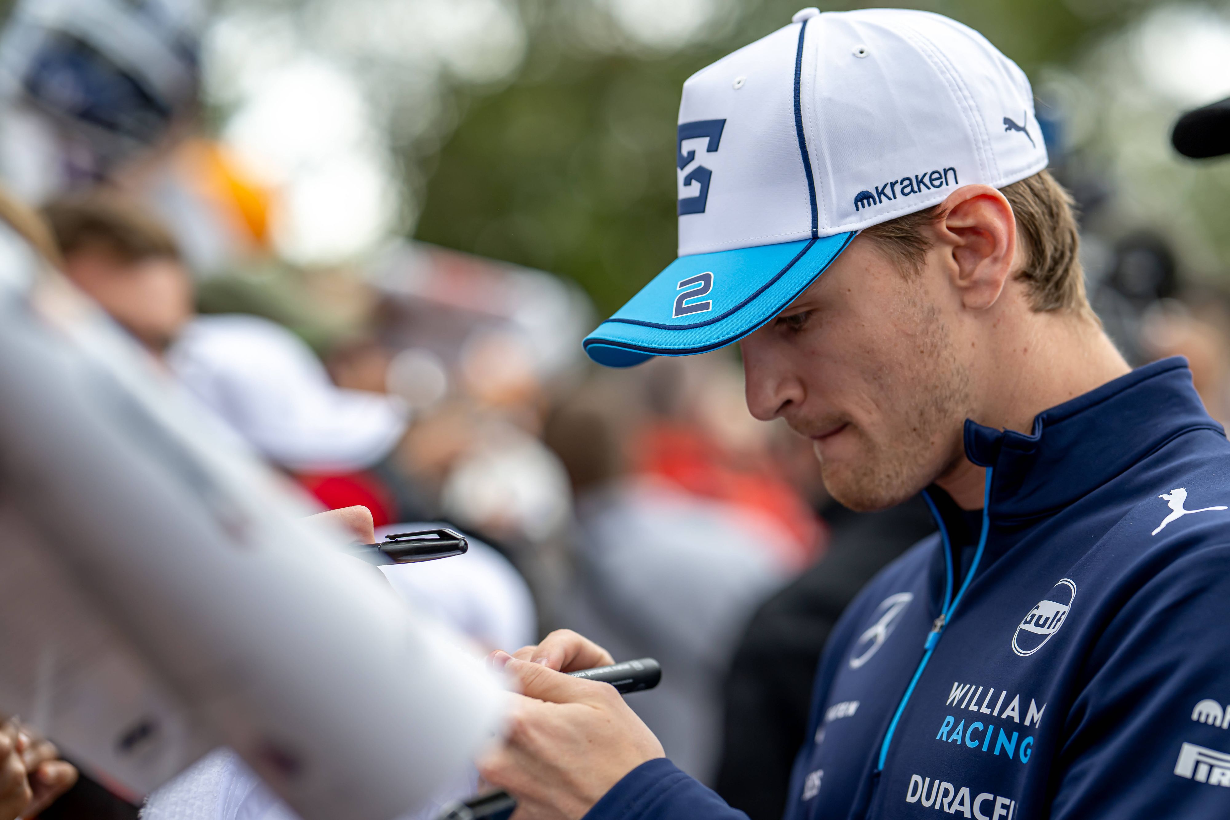 Logan Sargeant musste sein Auto in Melbourne an Teamkollegen Alexander Albon abtreten.