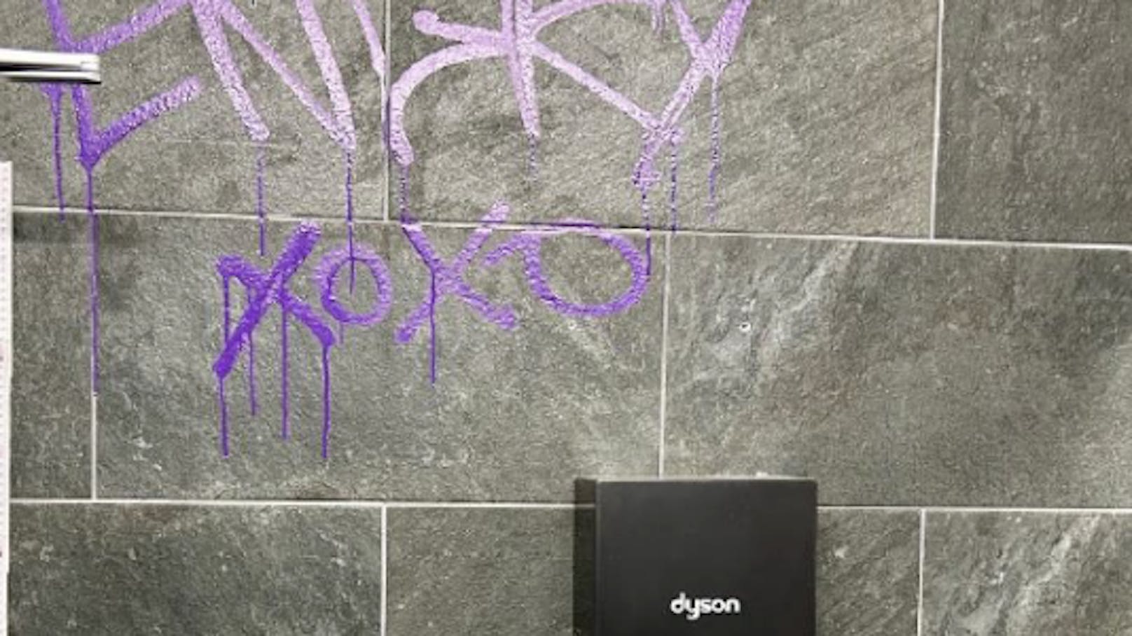 Graffiti-Lady (22) vergisst ihr Smartphone am Tatort