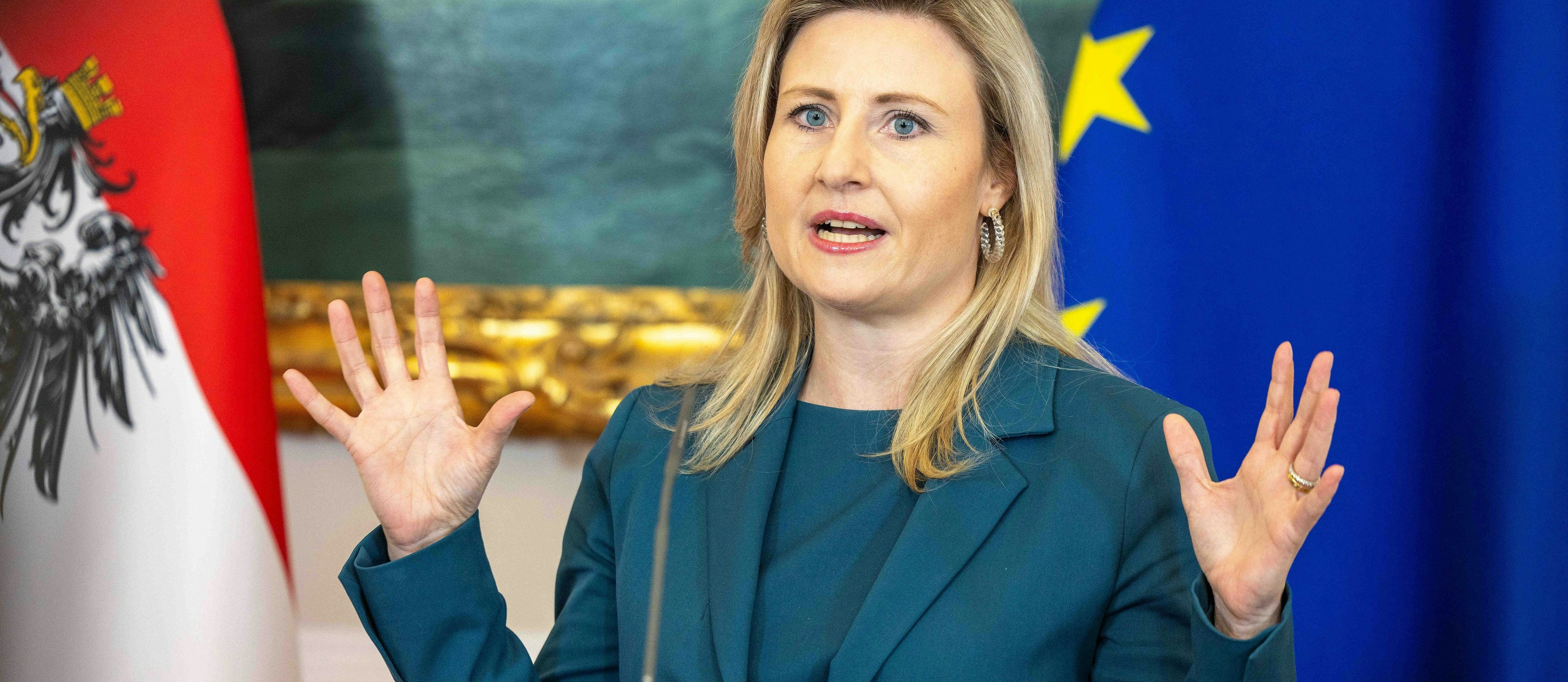 Integrationsministerin Susanne Raab nach dem Expertengipfel am 28. März 2024 im Kanzleramt