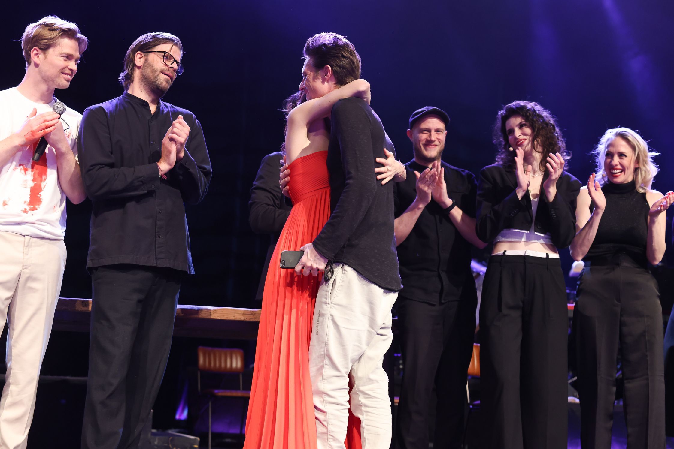Standing Ovations in der Wiener Stadthalle: Marjan Shaki und Lukas Perman schupfen vier Kinder und Karriere gemeinsam.