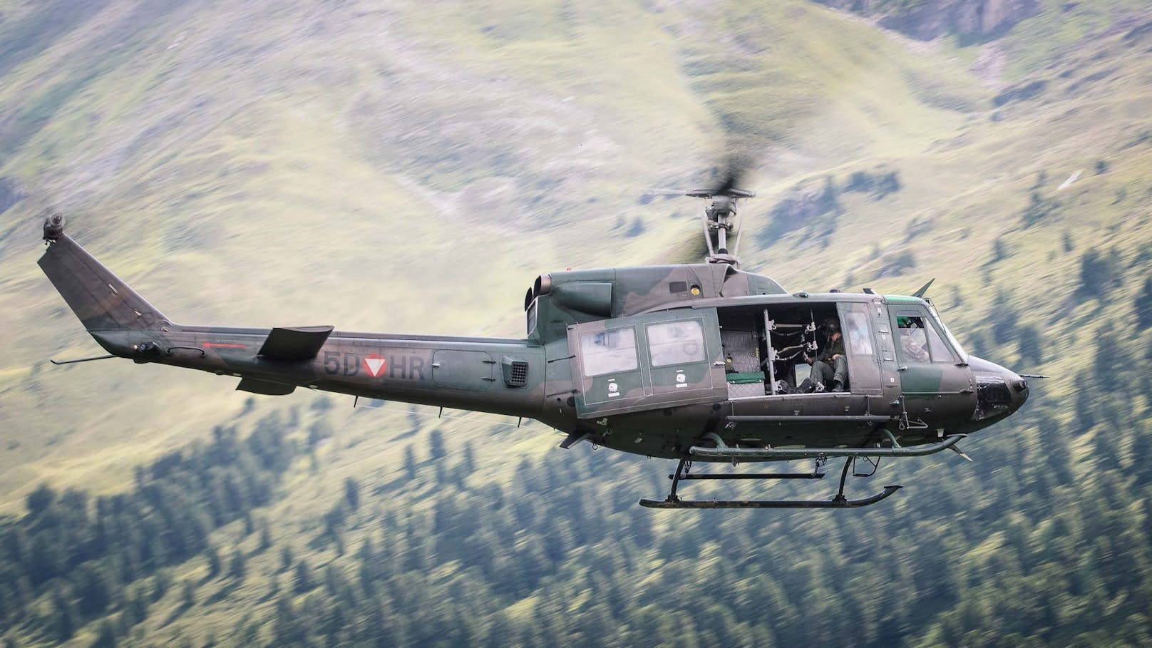 Ein Agusta Bell 212 Hubschrauber des Bundesheeres.