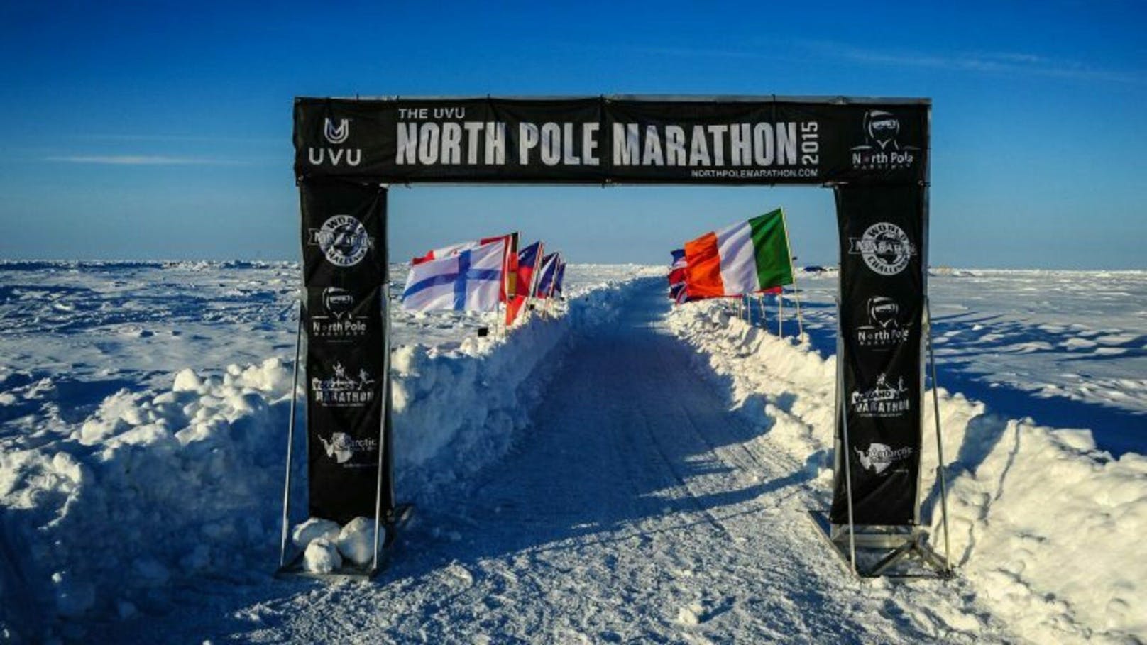 Minus 30 Grad! Sportler wagt Marathon am Nordpol