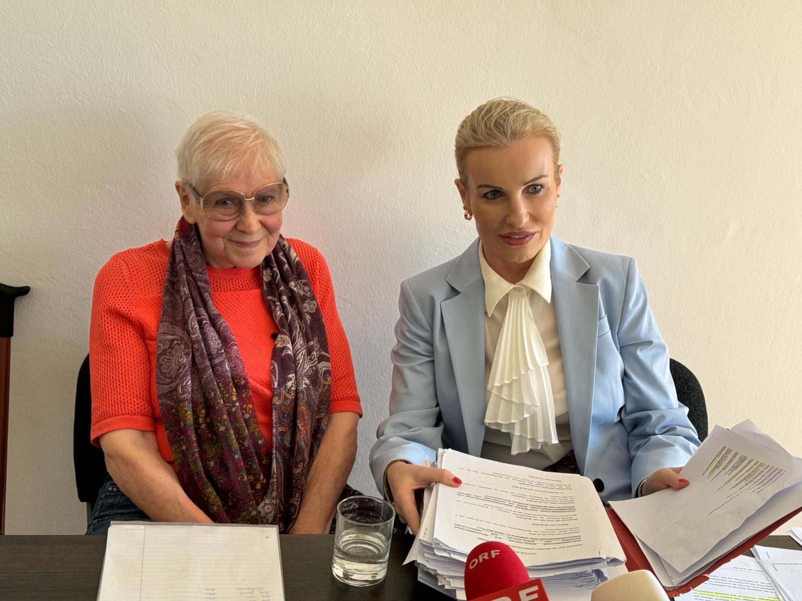 Valentina Leopold (87) kämpft mit ihrer Anwältin Karin Prutsch-Lang um ihre Freiheit.