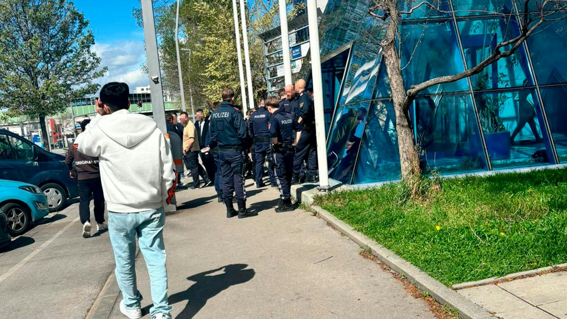 Messerstich vor Bildungseinrichtung auf der Wehlistraße (Wien-Leopoldstadt)