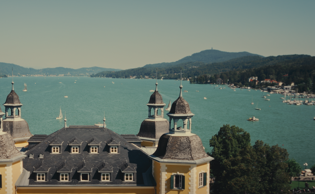 Das Schlosshotel in Velden, vor 30 Jahren Schauplatz der Erfolgsserie "Ein Schloss am Wörthersee". An die alten Erfolge möchte man mit "Am Wörthersee" anknüpfen – mit anderen Mitteln.