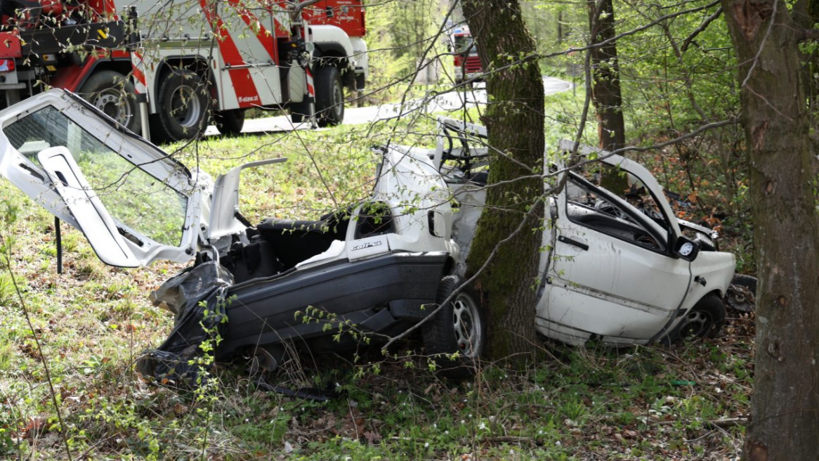 Junger Lenker starb bei Unfall mit VW Golf