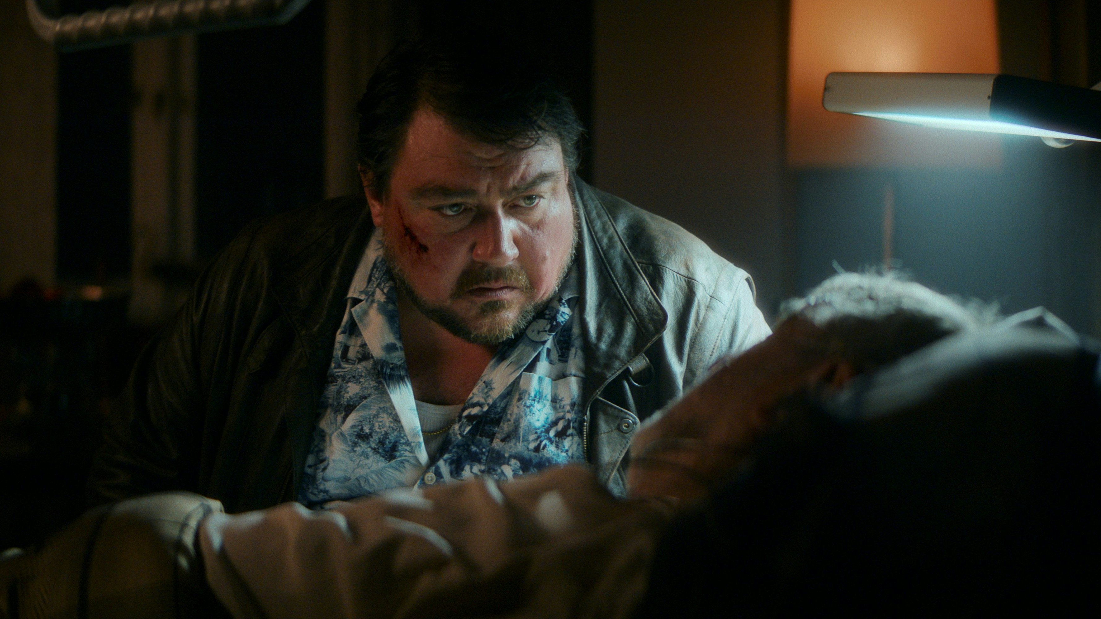 Unehelicher Sohn? Bastard? Joseph (Christoph Krutzler) am Krankenbett des "Großen".