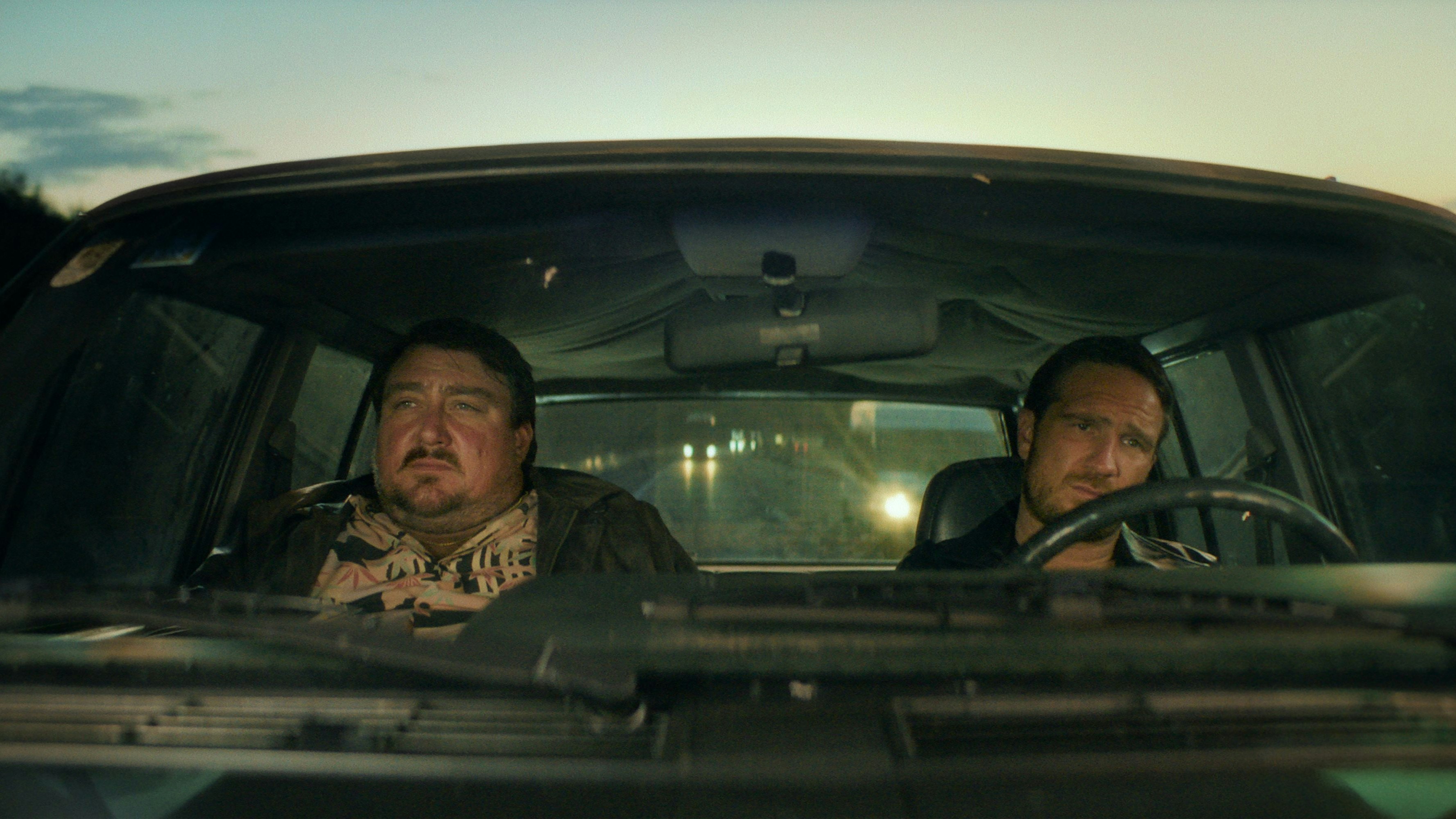 Highway to hell: Joseph (Crooks (L to R)  Christoph Krutzler) und Charly (Frederick Lau).