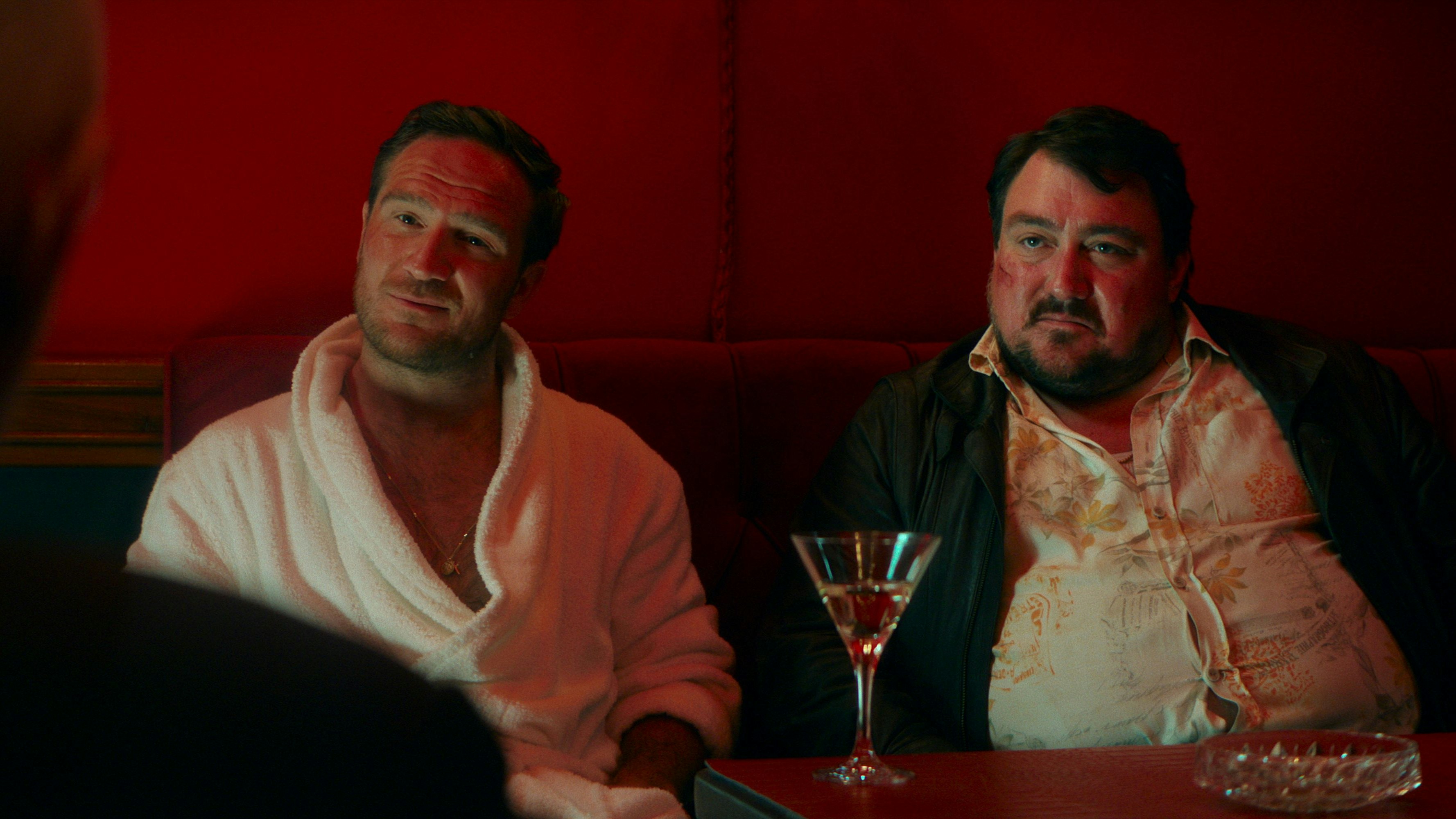 Erstes Kennenlernen: Frederik Lau als Safeknacker Charly und Christoph Krutzler als Joseph werden in Berlin zu einem Team wider Willen.