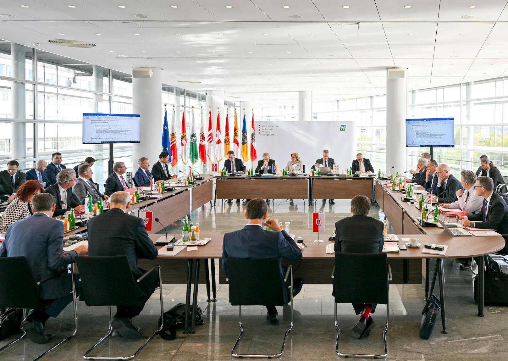 Bilder der Landeshauptleutekonferenz in St. Pölten