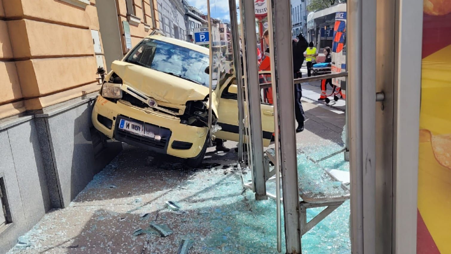 Schwerer Unfall auf der Linzerstraße in Wien-Penzing