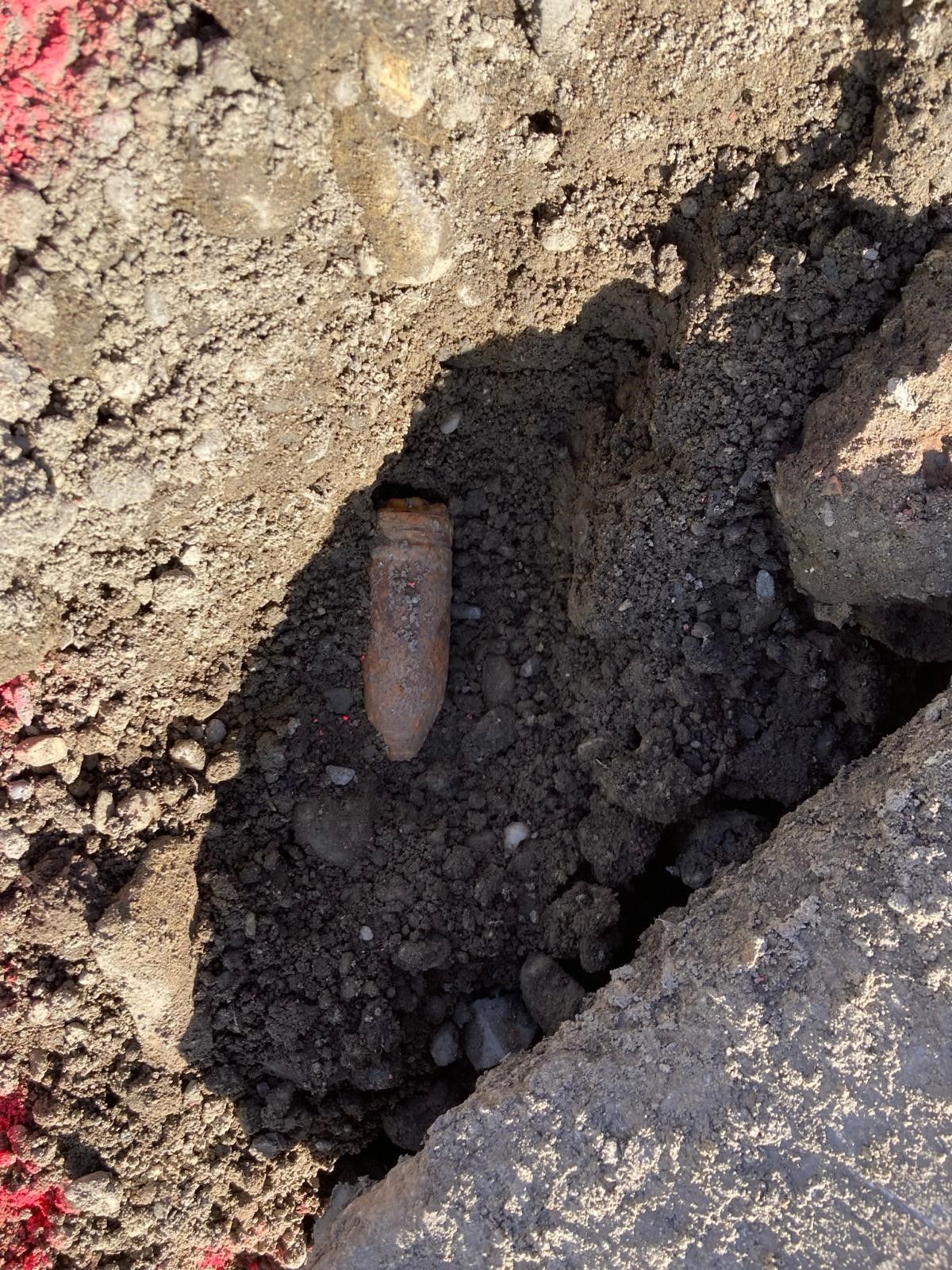 Auf einer Baustelle im 21. Bezirk wurde eine Panzergranate gefunden.