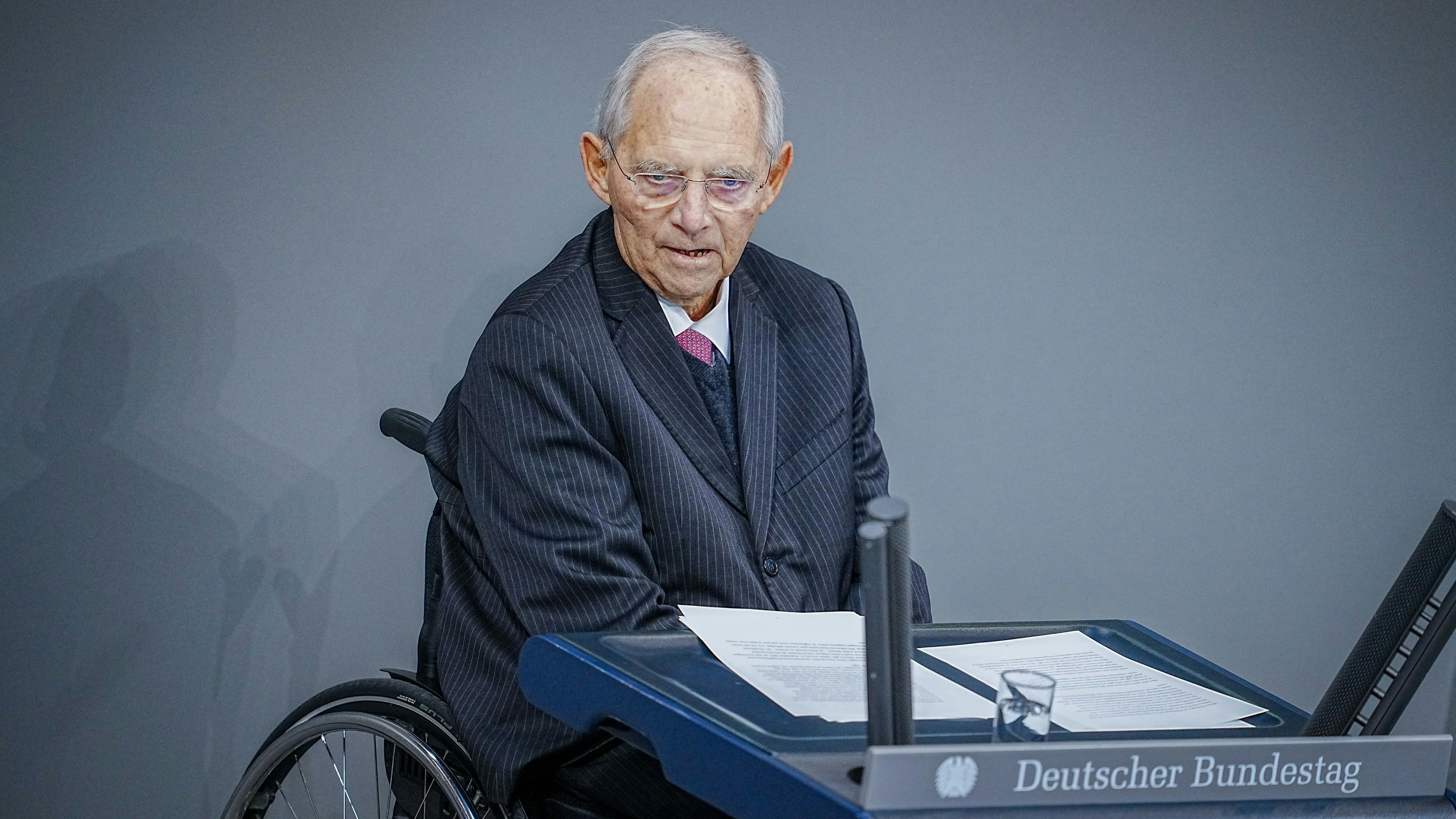 50 Jahre Mitglied im Bundestag: Wolfgang Schäuble (CDU) bei einer Rede am 15 Dezember 2022